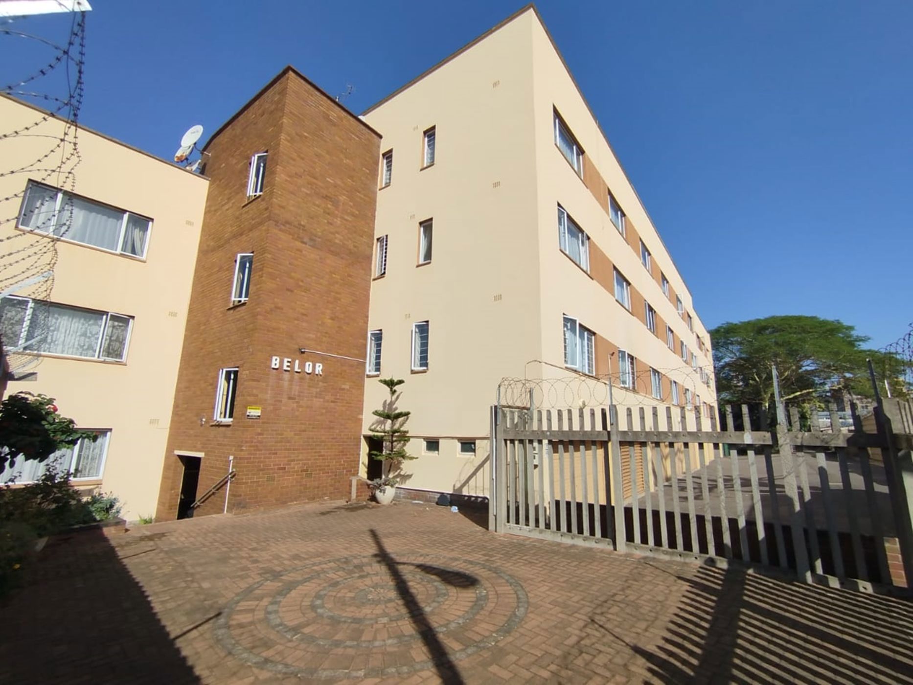 2 bedroom apartment for sale in Windermere