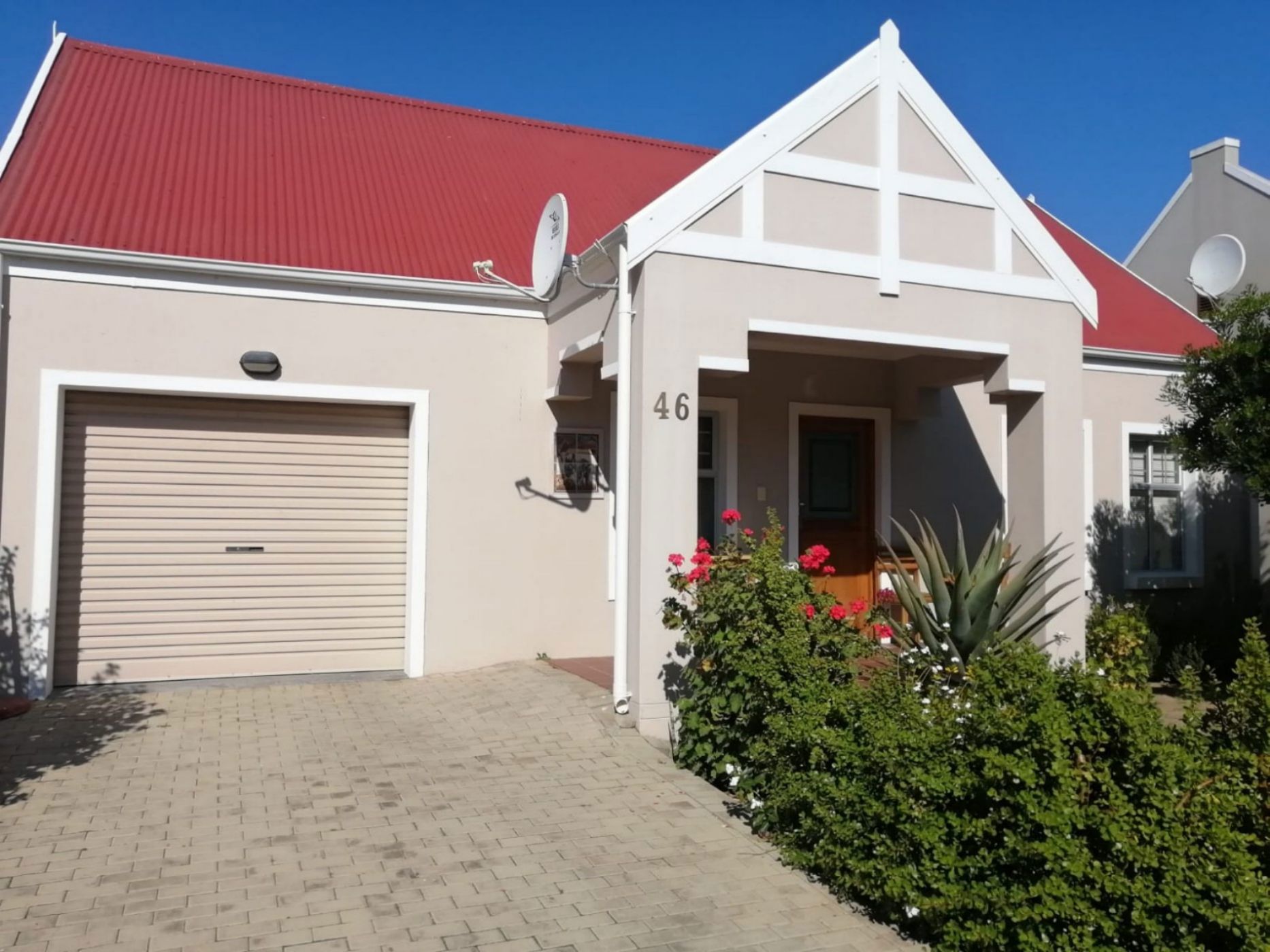 2 Bedroom Retirement Home For Sale Oudtshoorn 1OU1658807 Pam