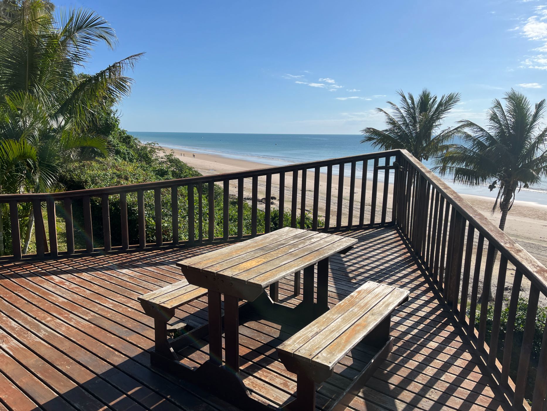 3-star 19 guest room resort for sale in Inhassoro (Mozambique)