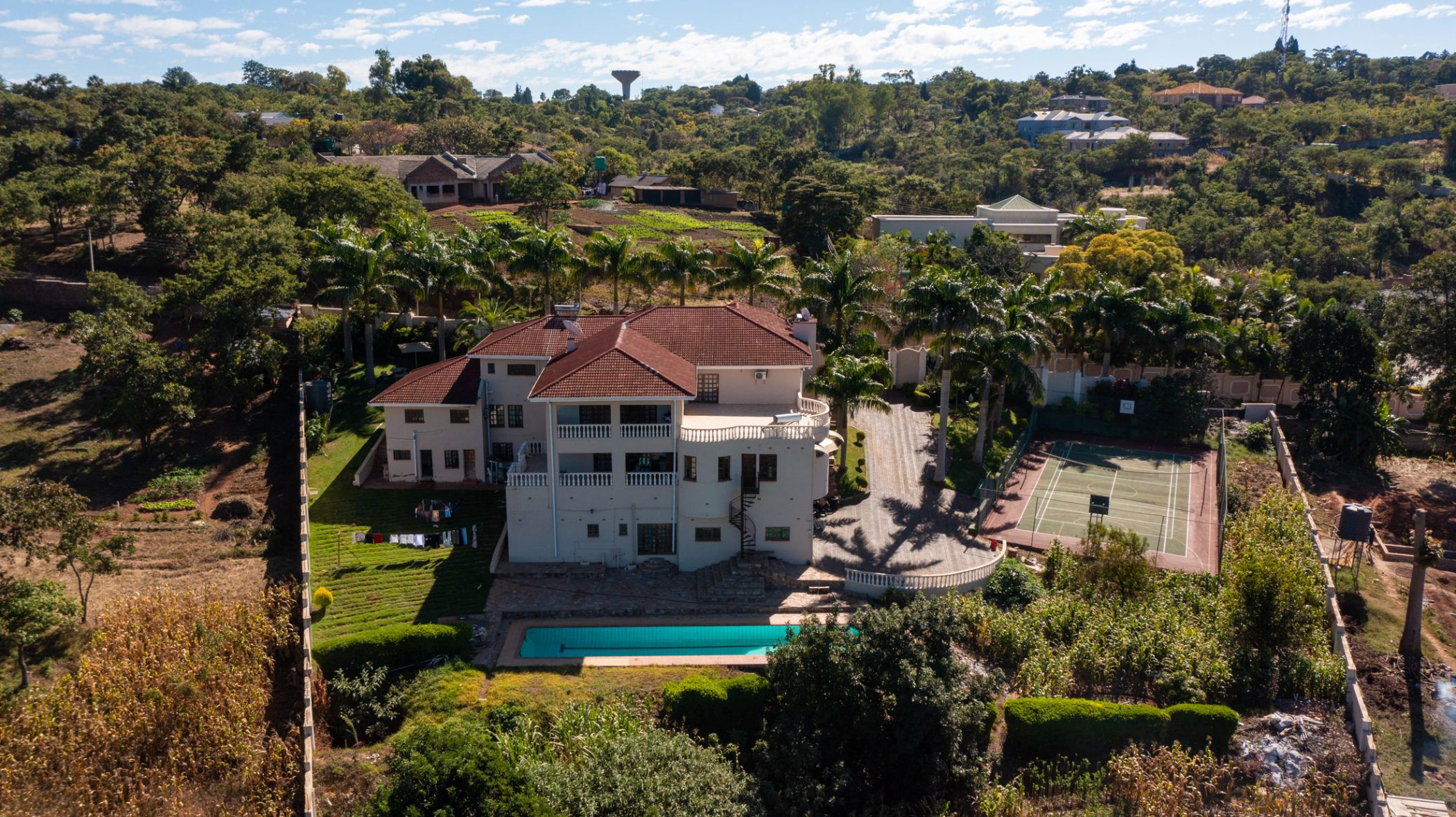 6 bedroom house for sale in Philadelphia (Zimbabwe)