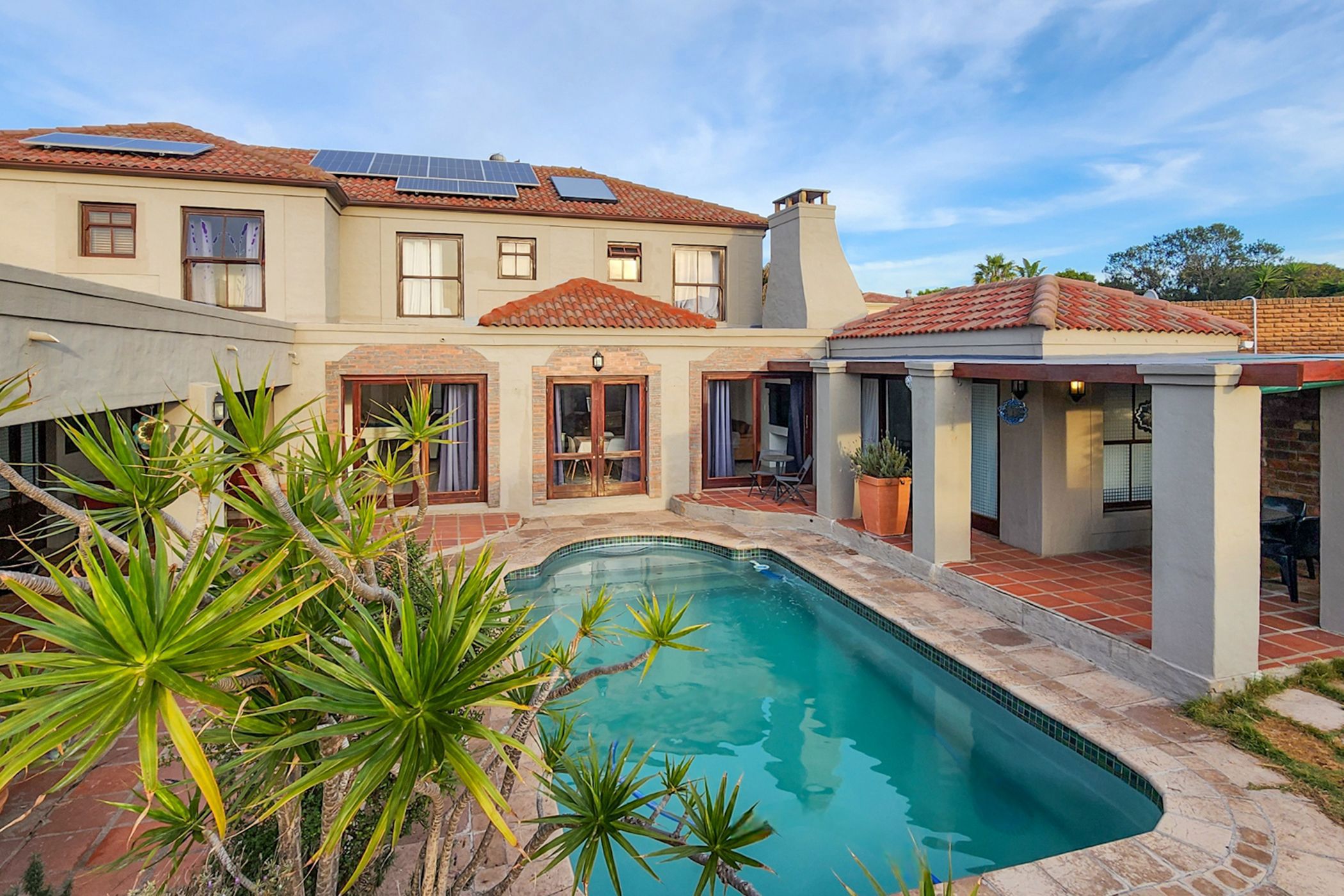 4 Bedroom House For Sale Sunset Beach (Cape Town) 1TV1657542 Pam Golding Properties