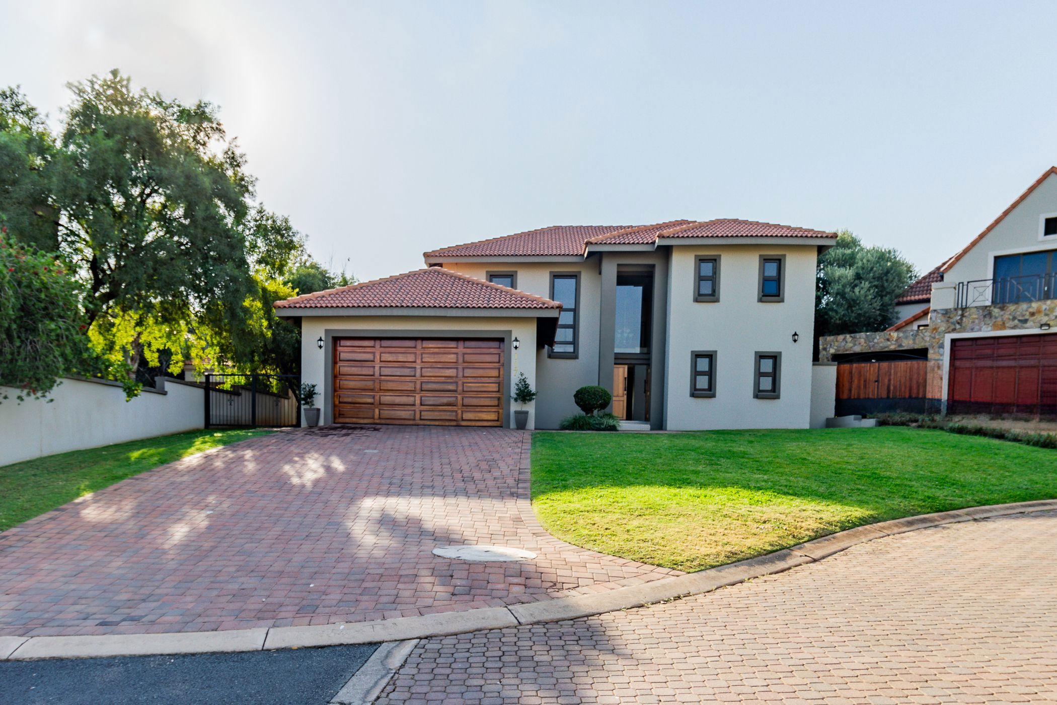 4 Bedroom Security Estate Home For Sale Xanadu 1HR1660069 Pam