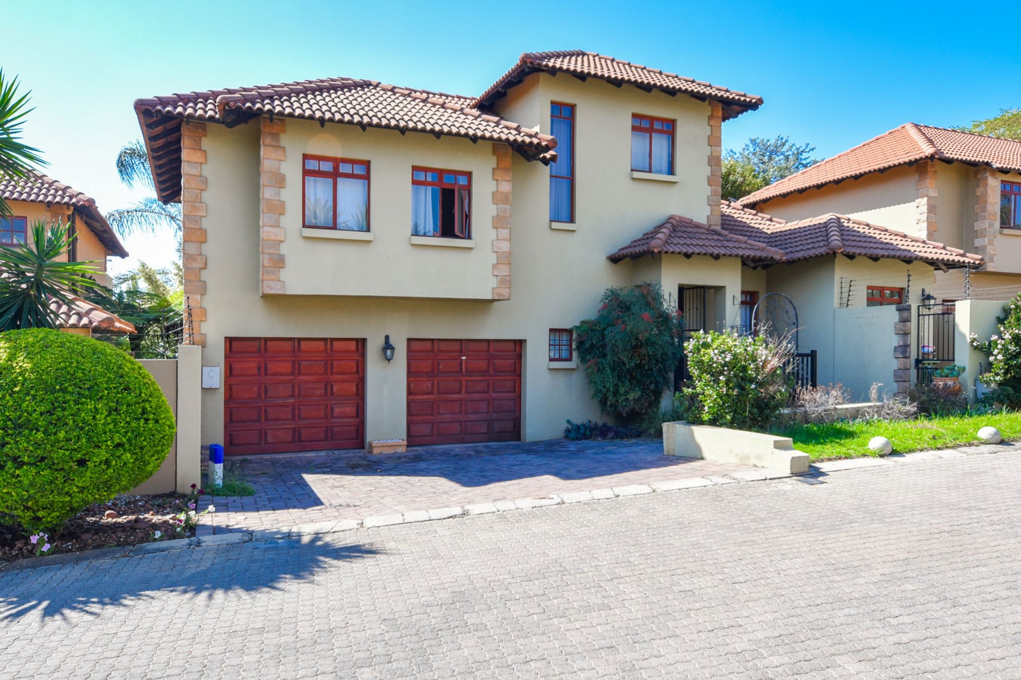 4 Bedroom House For Sale Paulshof FW1658179 Pam Golding Properties