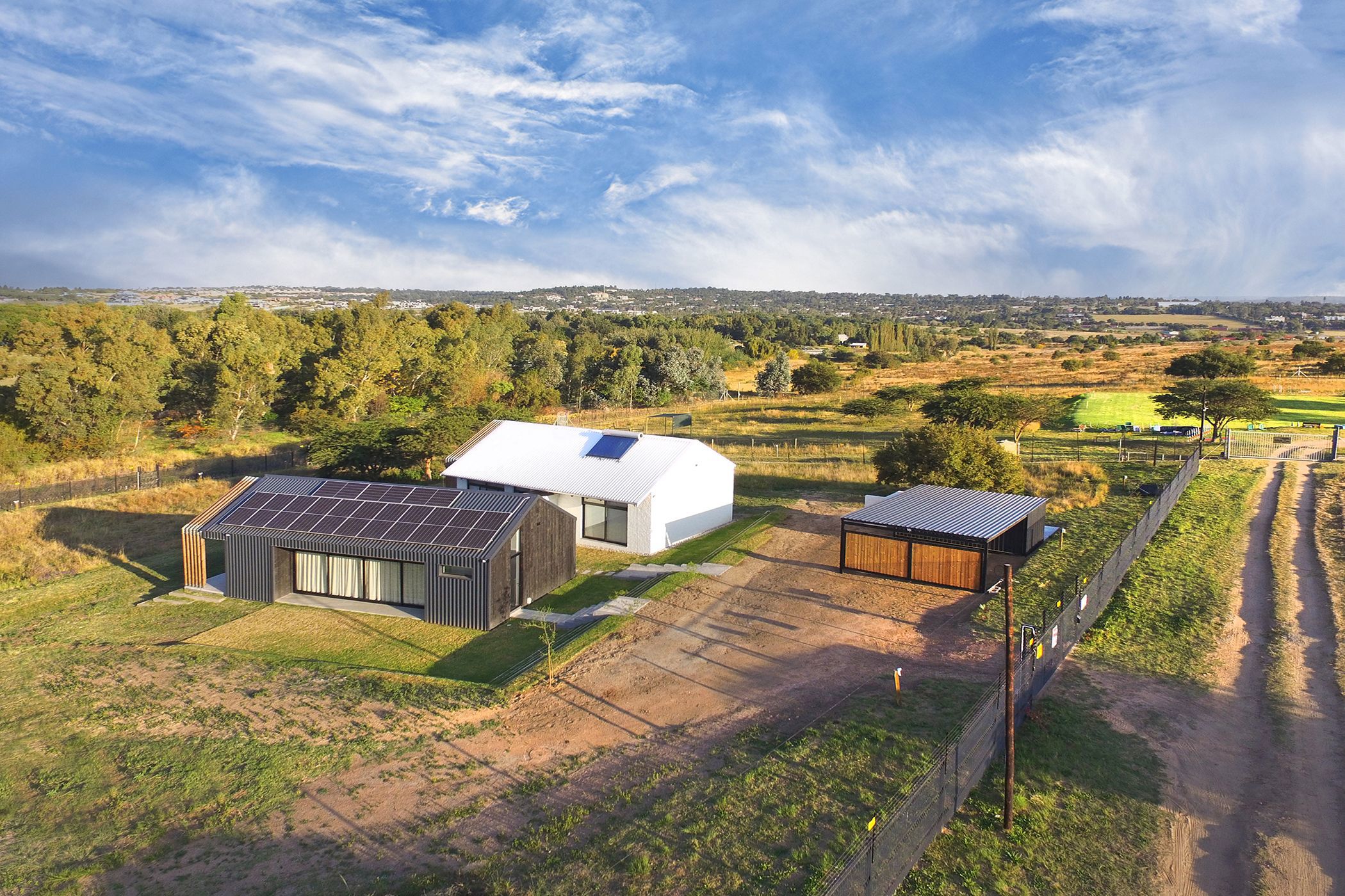 3 Bedroom House For Sale Sun Valley (Midrand) MR1656919 Pam