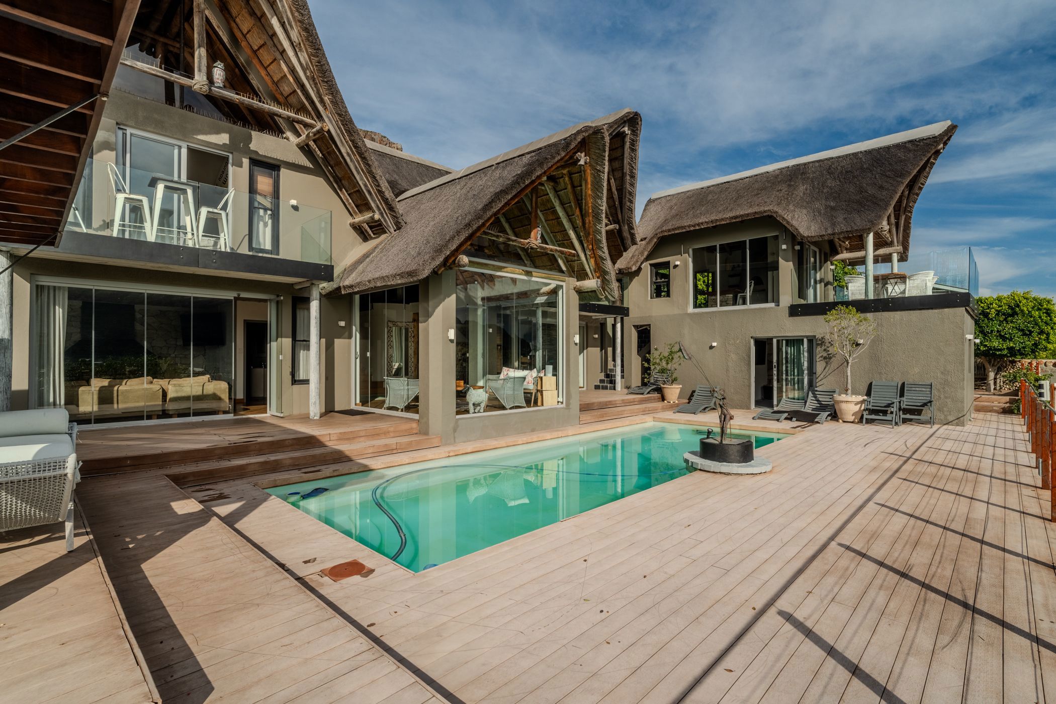 3 bedroom double-storey house for sale in Scott Estate