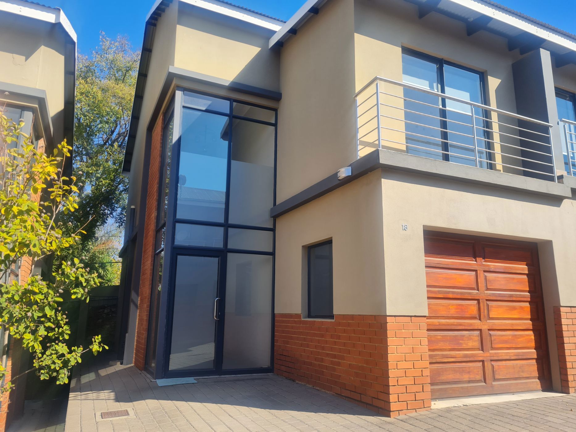 2 Bedroom Apartment For Sale Lynnwood Manor PT1661104 Pam Golding