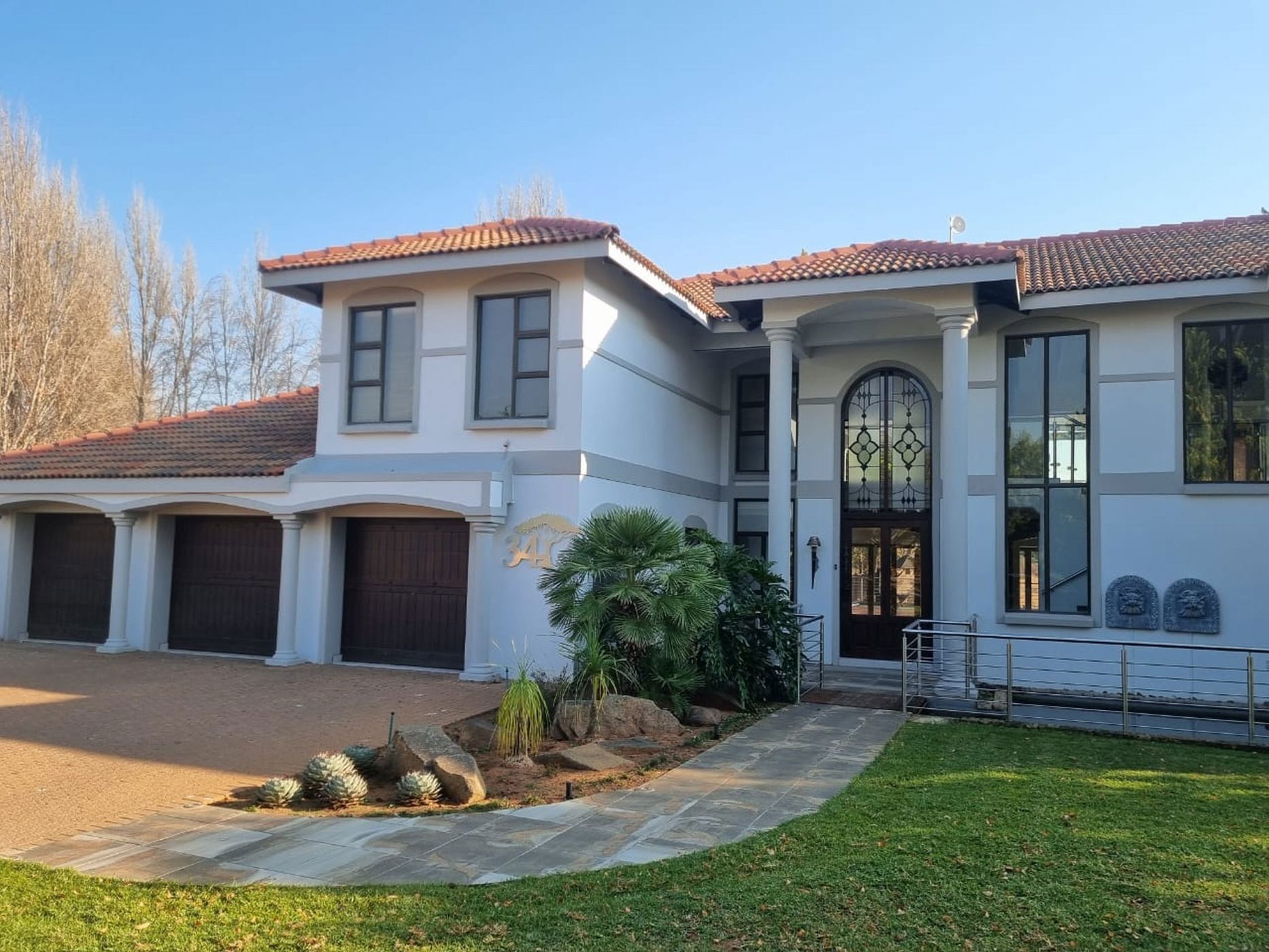 5 bedroom house for sale in Woodland Hills