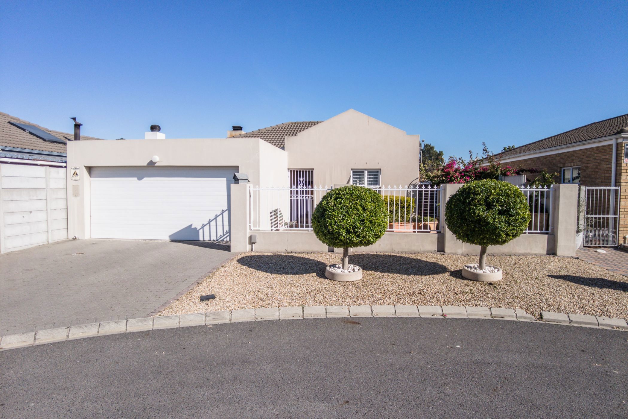 3 bedroom house for sale in Protea Heights