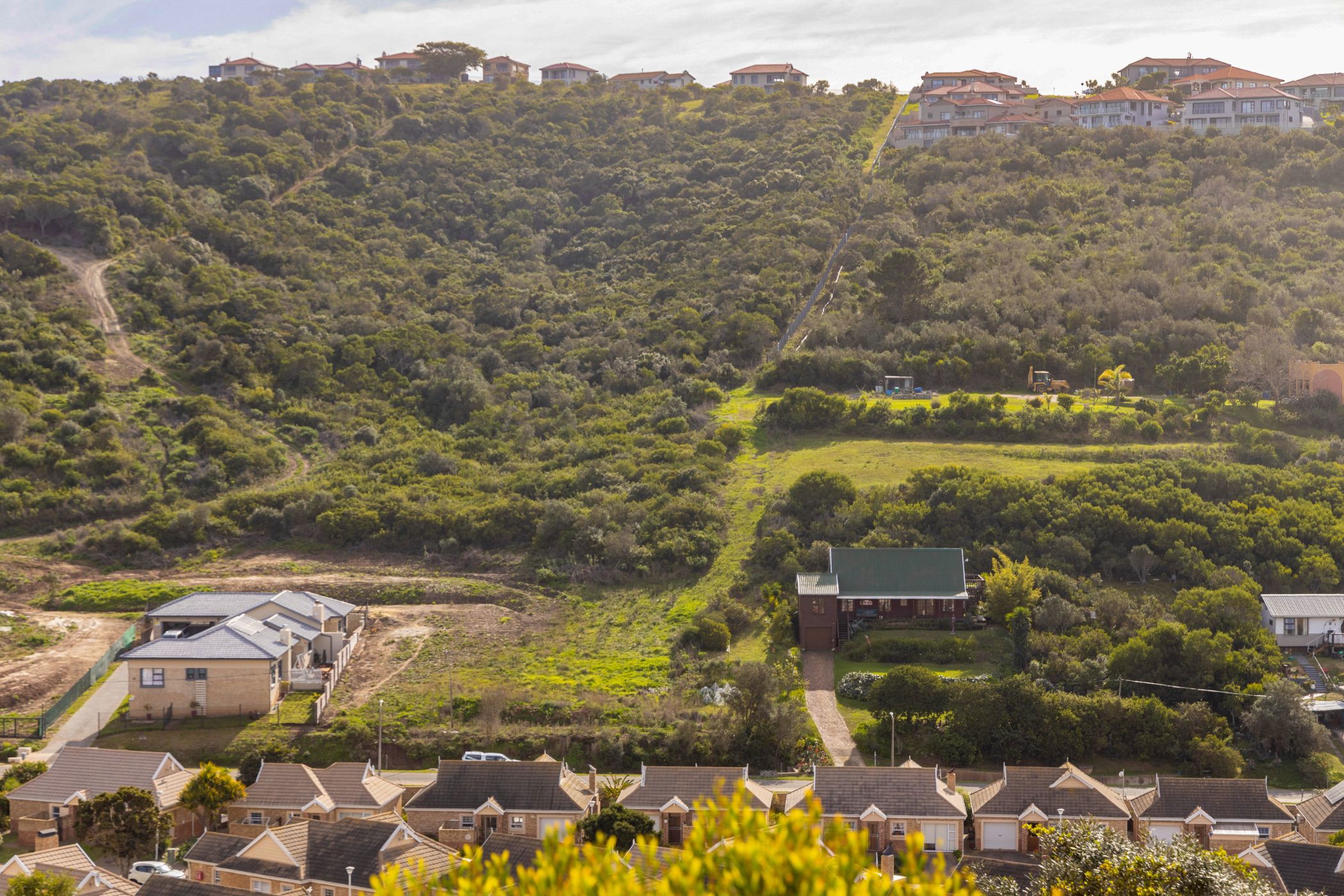 780 m&sup2; residential vacant land for sale in Groot Brakrivier Central