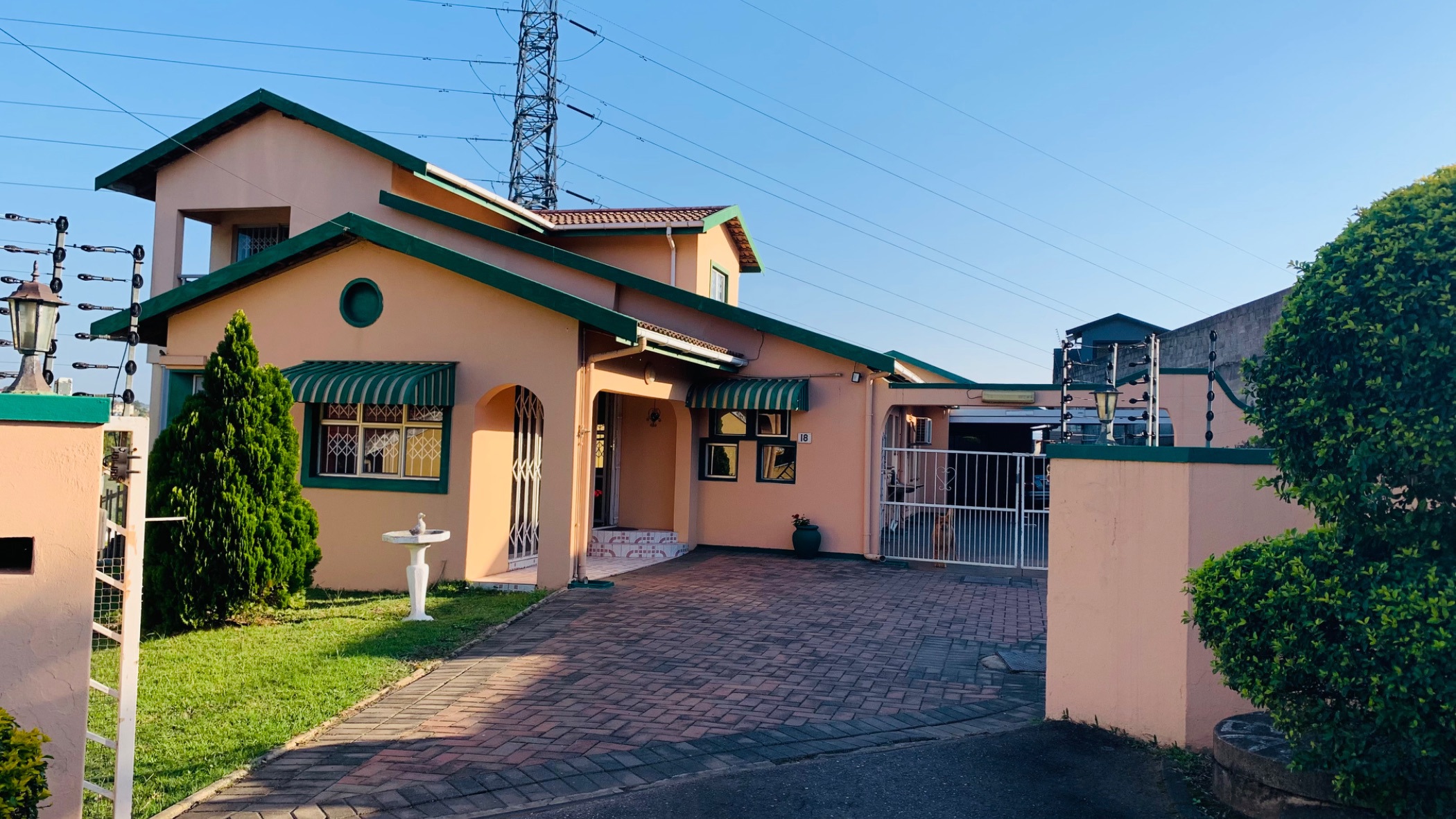 5 bedroom house for sale in Phoenix (KwaZulu-Natal)