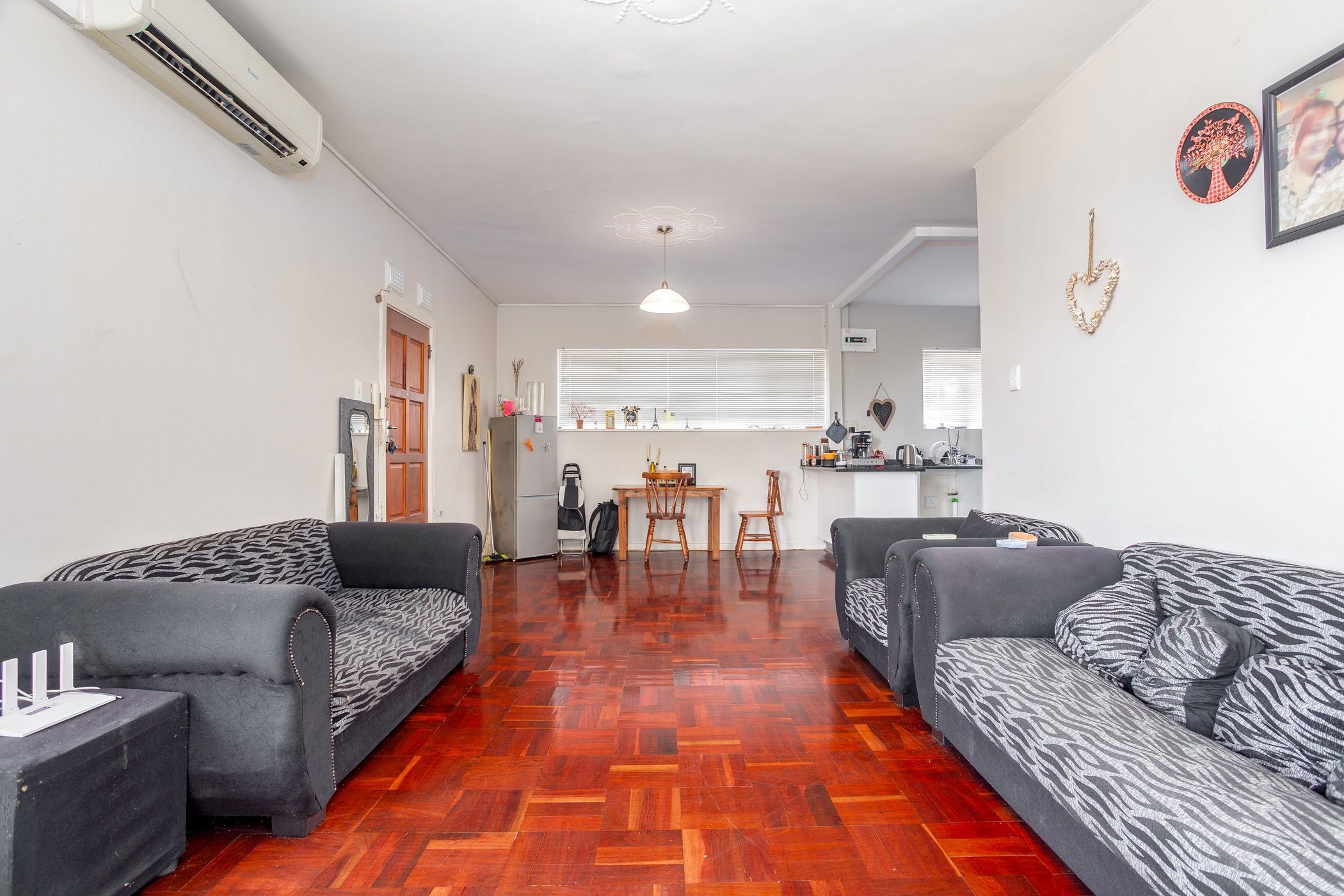 2 bedroom apartment for sale in Morningside (Durban)