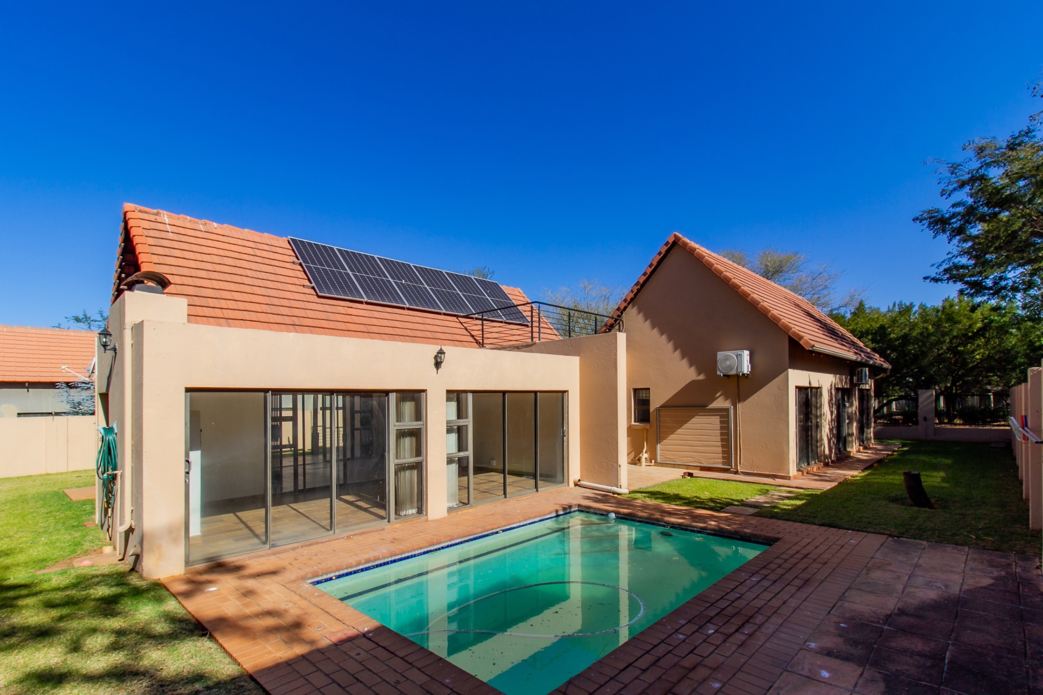 3 bedroom security estate home for sale in Leloko Estate