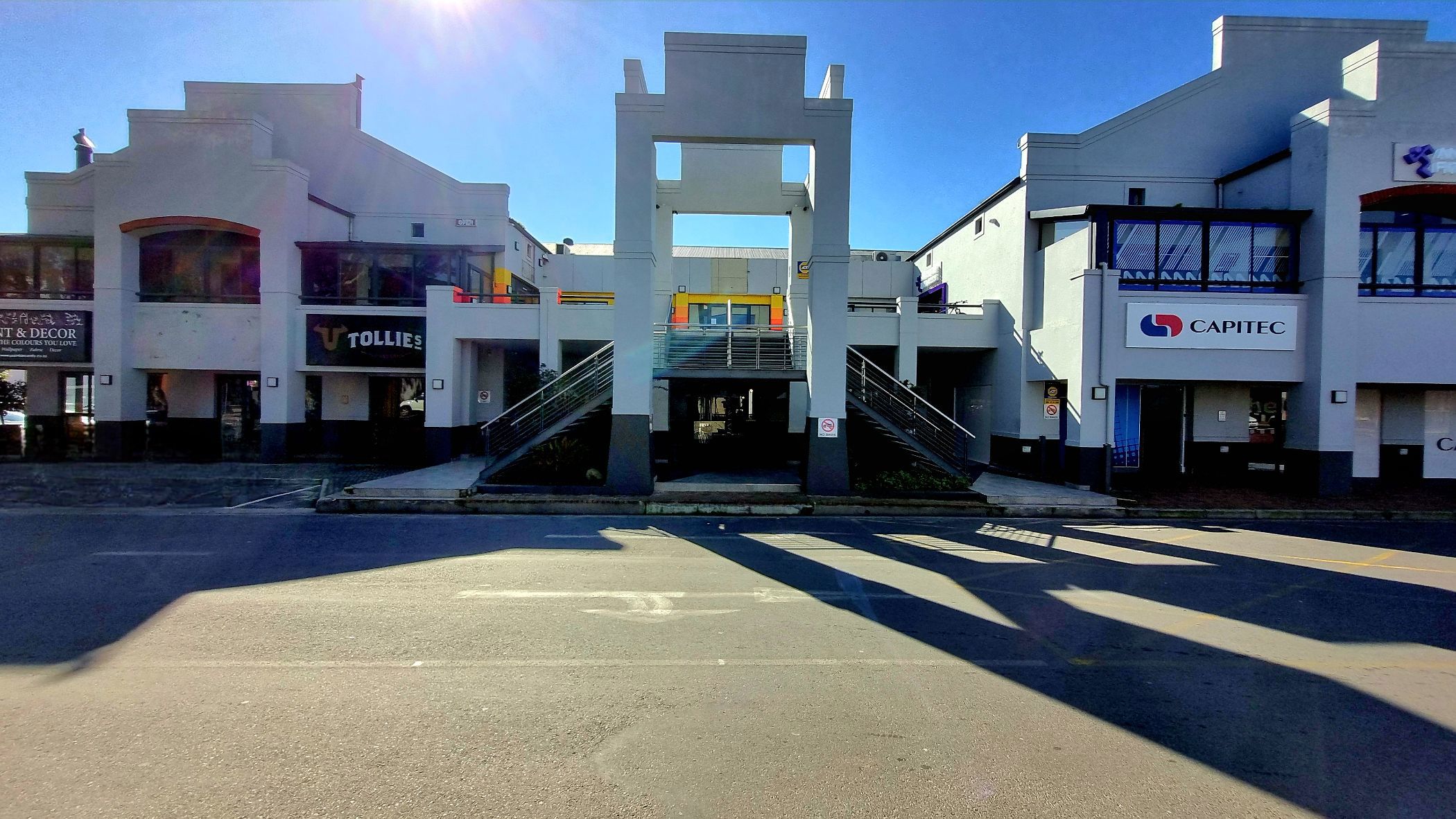 Commercial restaurant to rent in Durbanville Central