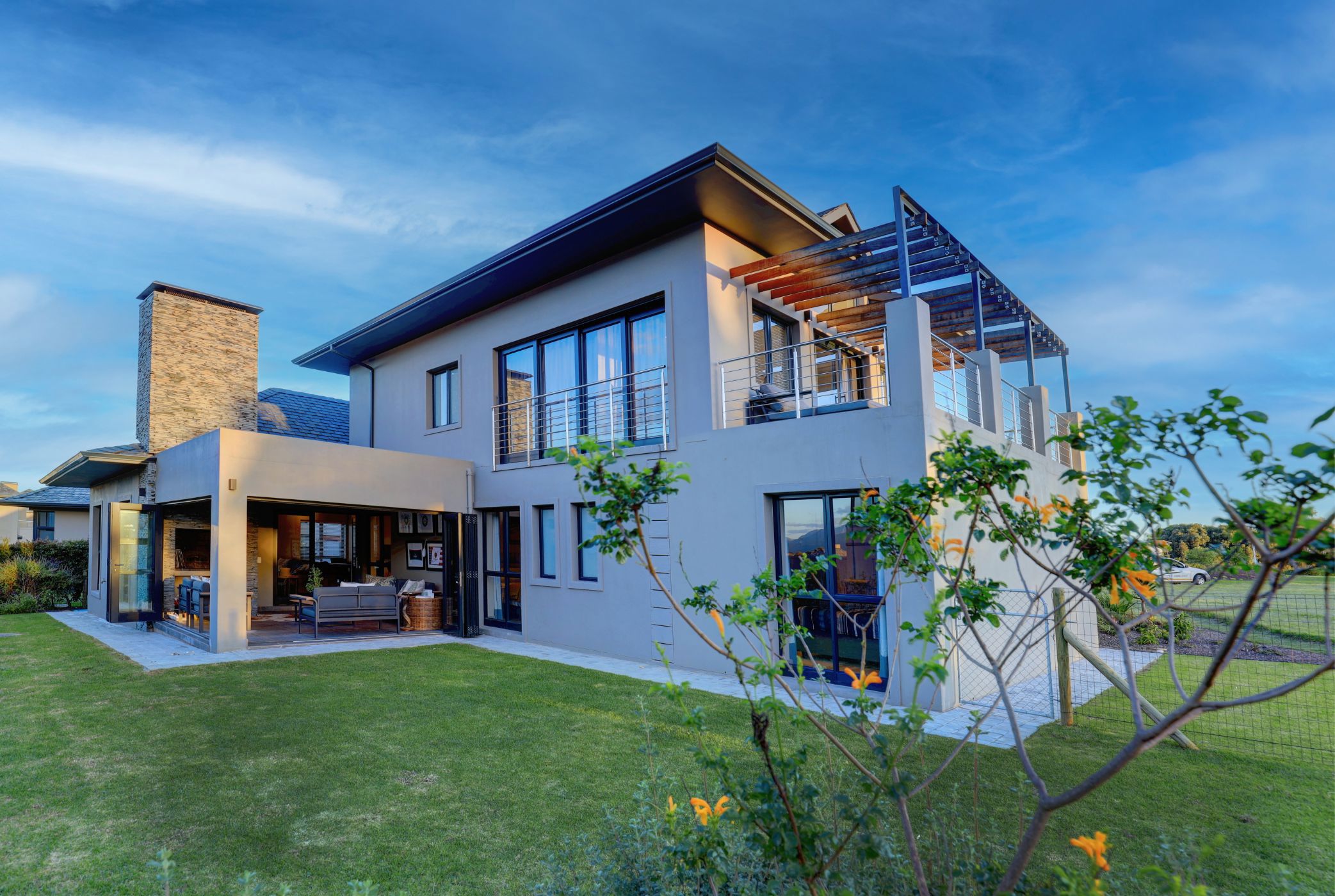4 bedroom house for sale in Noem Noem