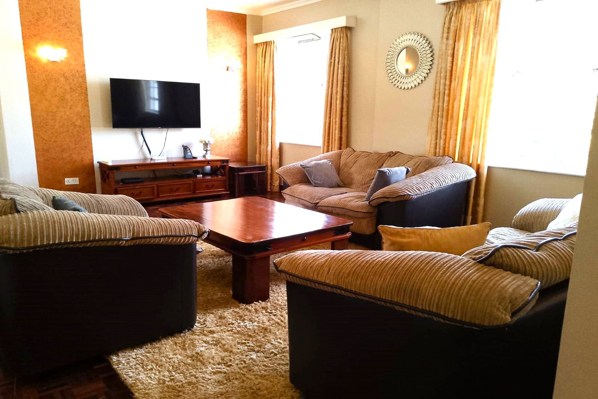 2 bedroom apartment to rent in Kilimani (Kenya)