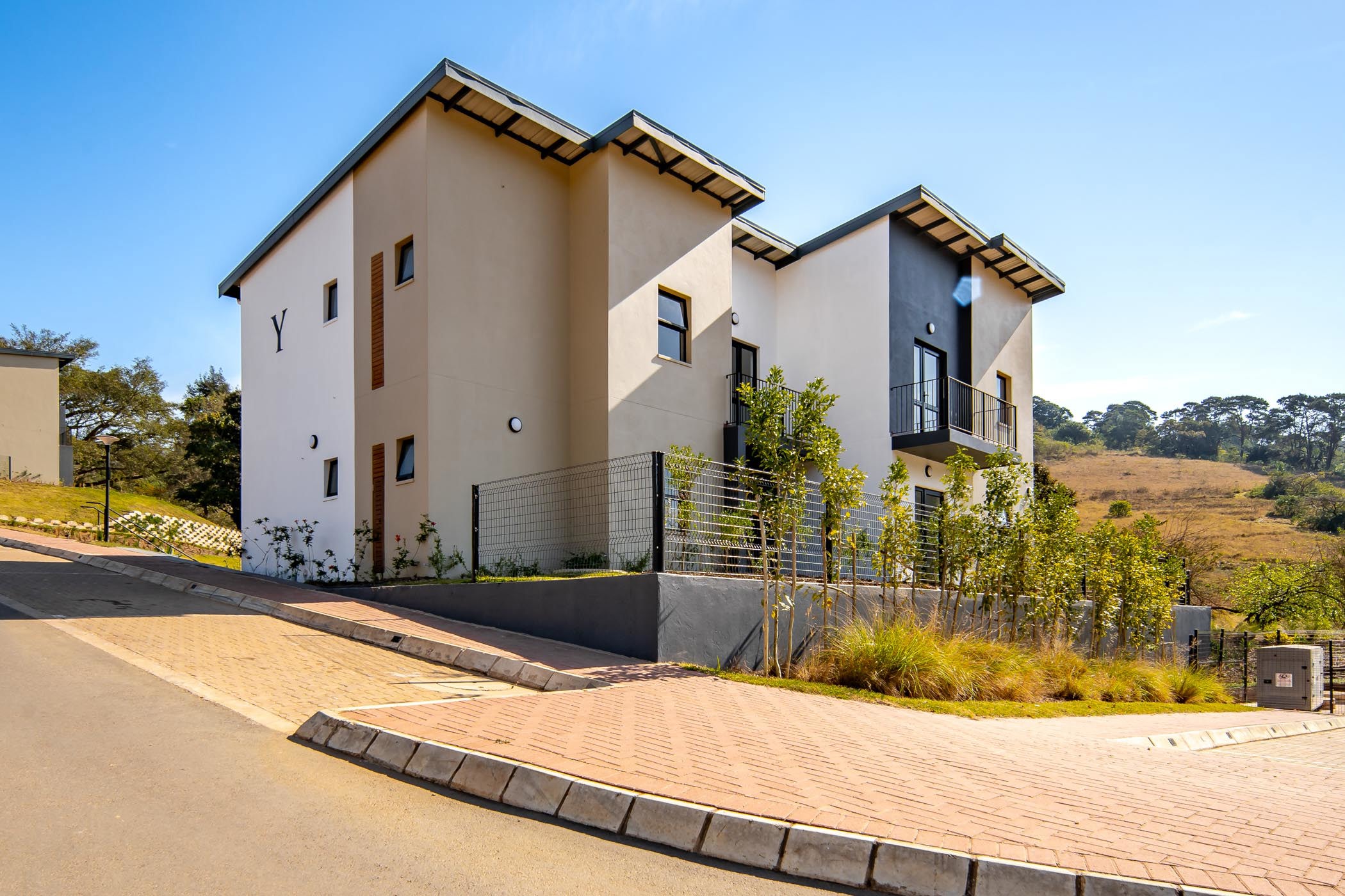 2 bedroom apartment for sale in Waterfall (Upper Highway)
