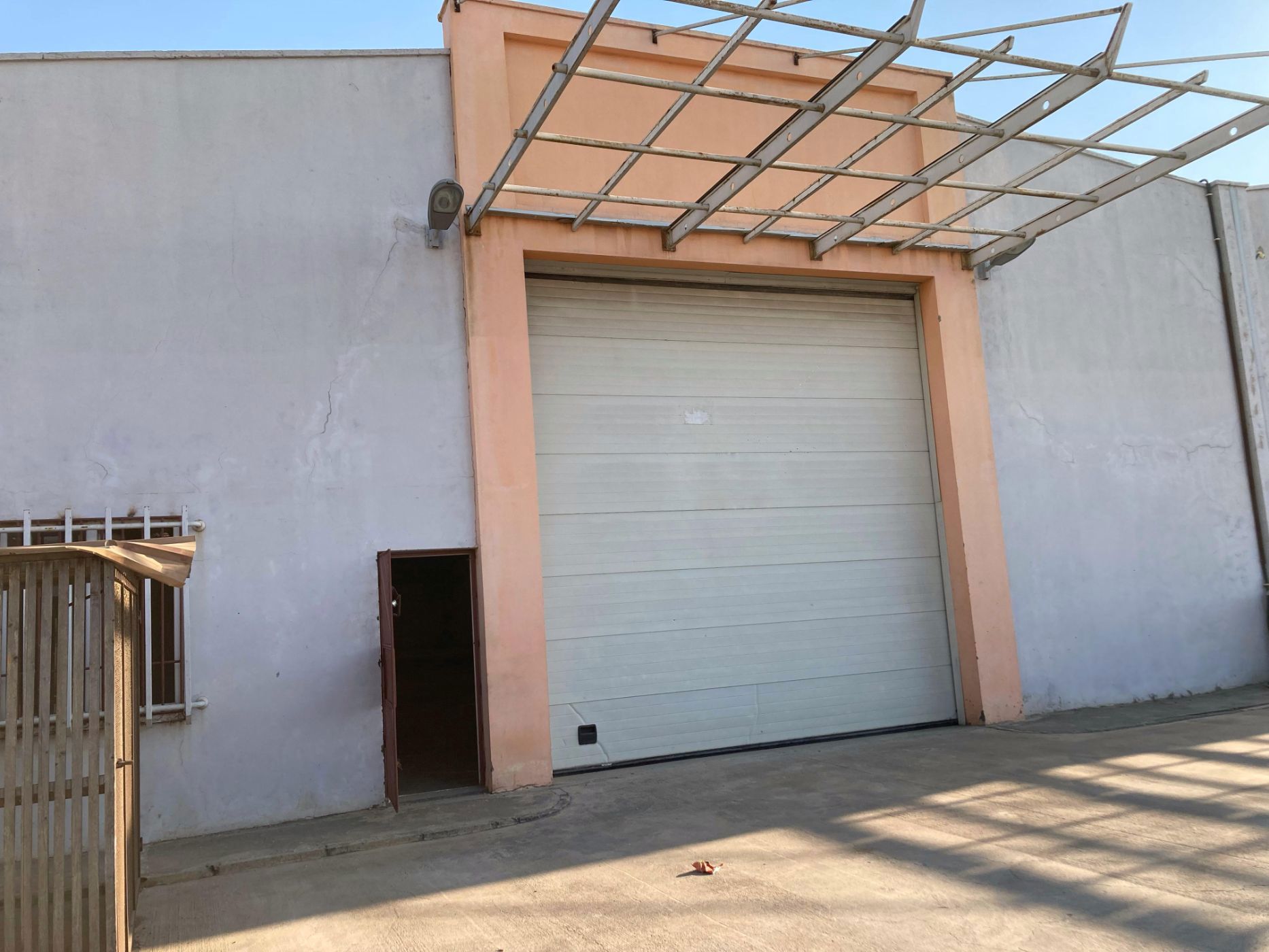 800 m&sup2; commercial industrial property to rent in Matola (Mozambique)
