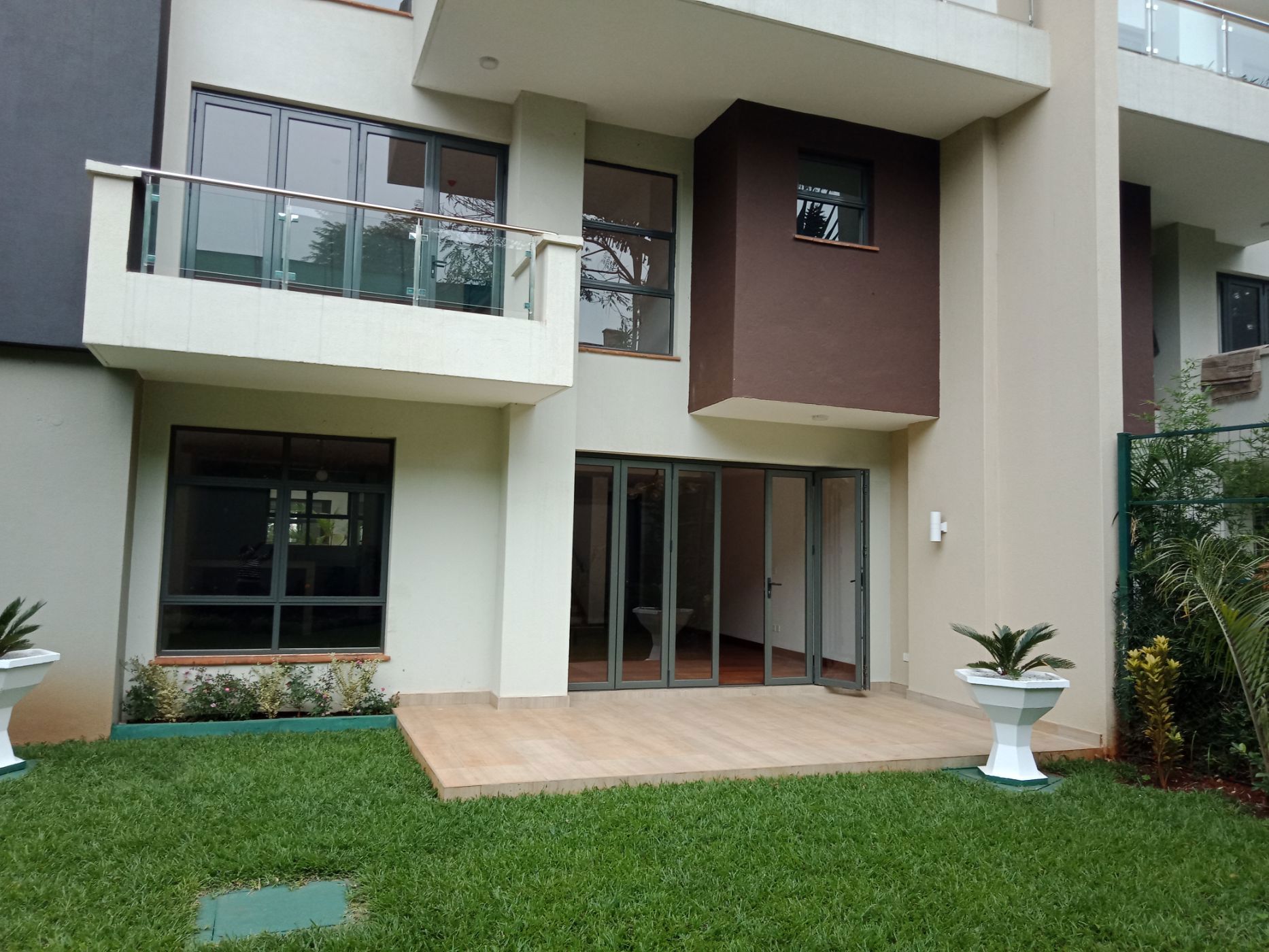 4 bedroom townhouse to rent in Two Rivers (Kenya)