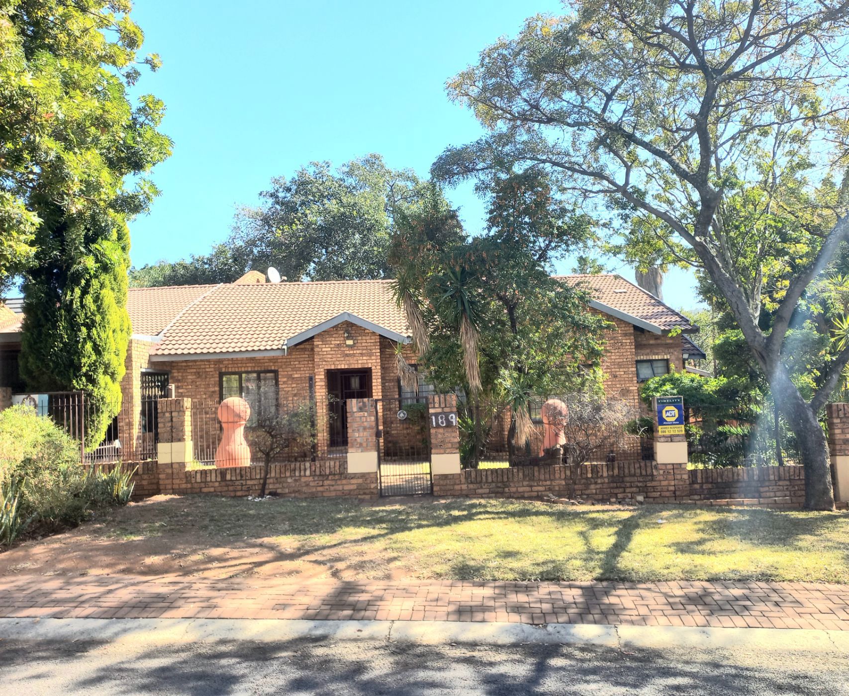 4 bedroom house for sale in Geelhout Park