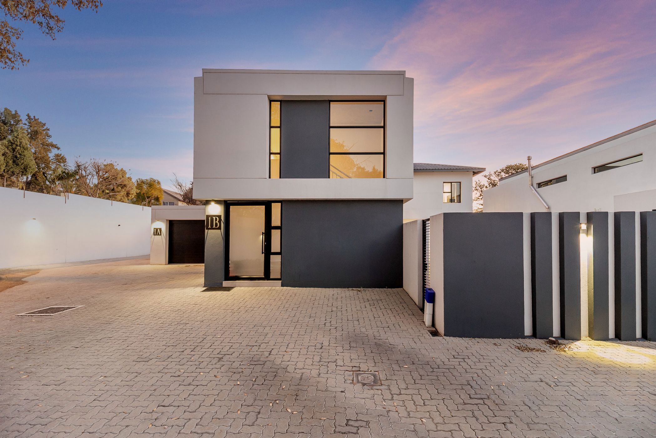 4 bedroom double-storey cluster for sale in Waverley (Johannesburg)