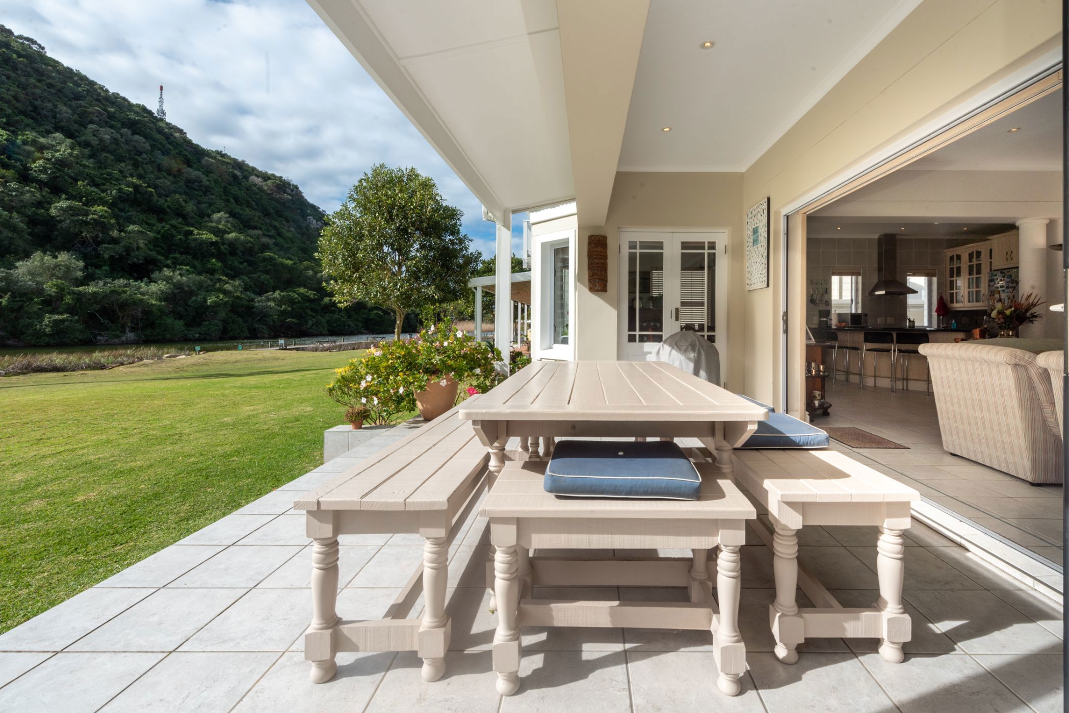 4 Bedroom Security Complex Home For Sale River Club (Plettenberg Bay