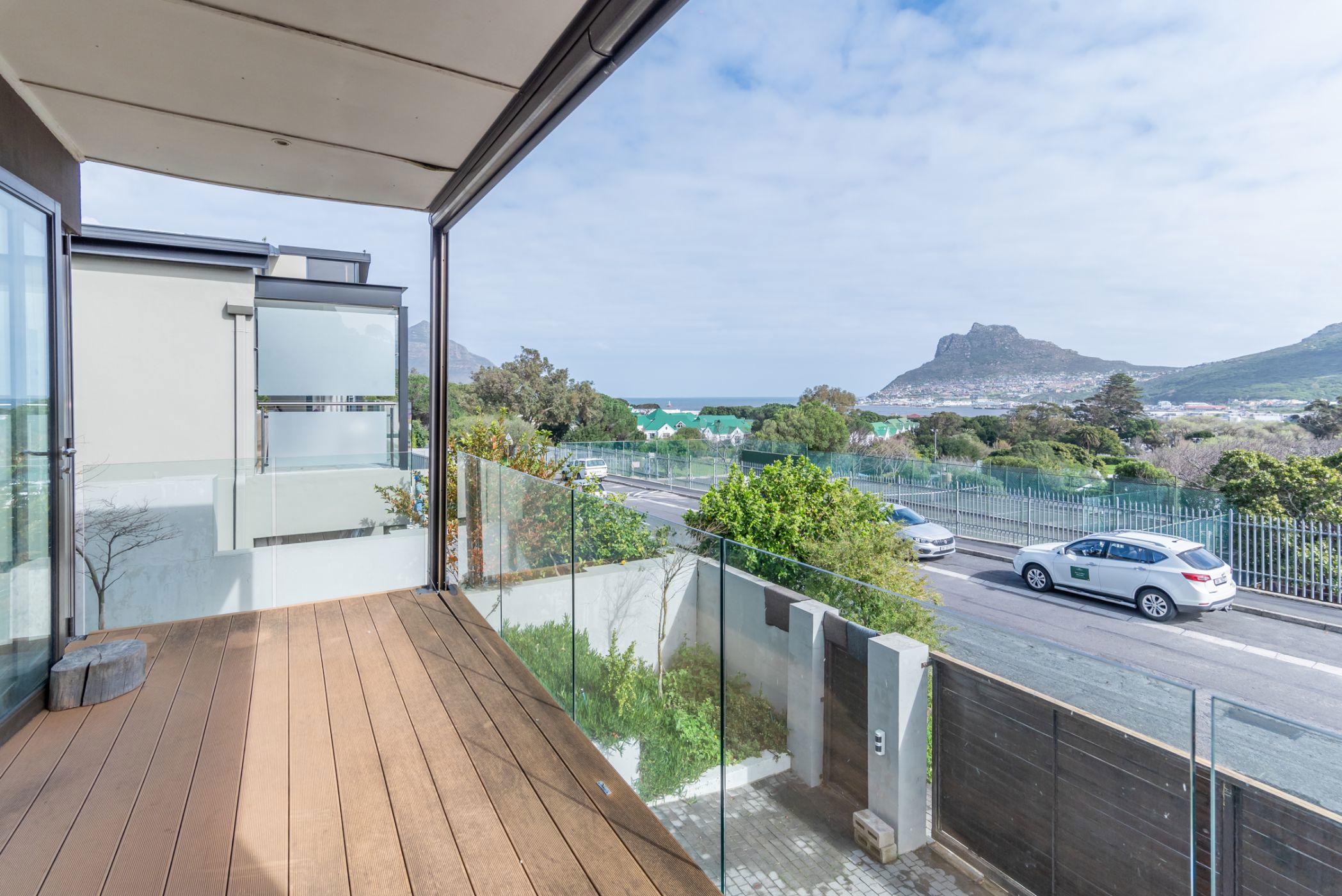 2 bedroom house for sale in Scott Estate