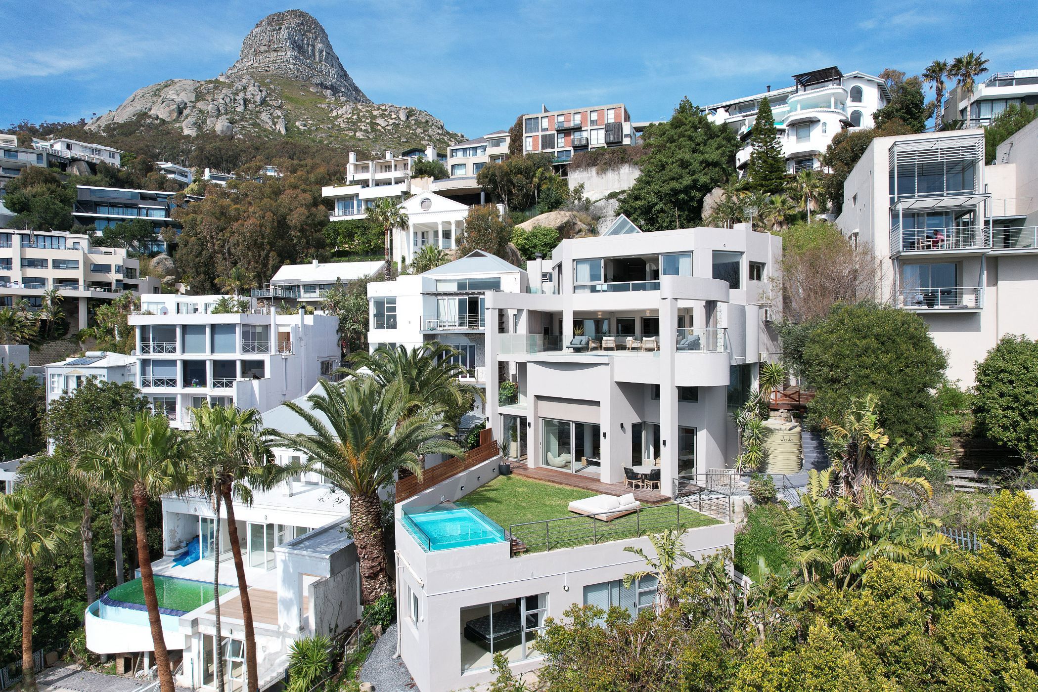 5 bedroom house for sale in Bantry Bay