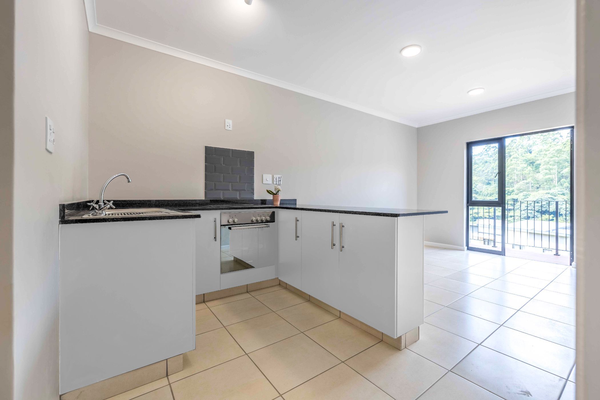 2 bedroom apartment for sale in Waterfall (Upper Highway)