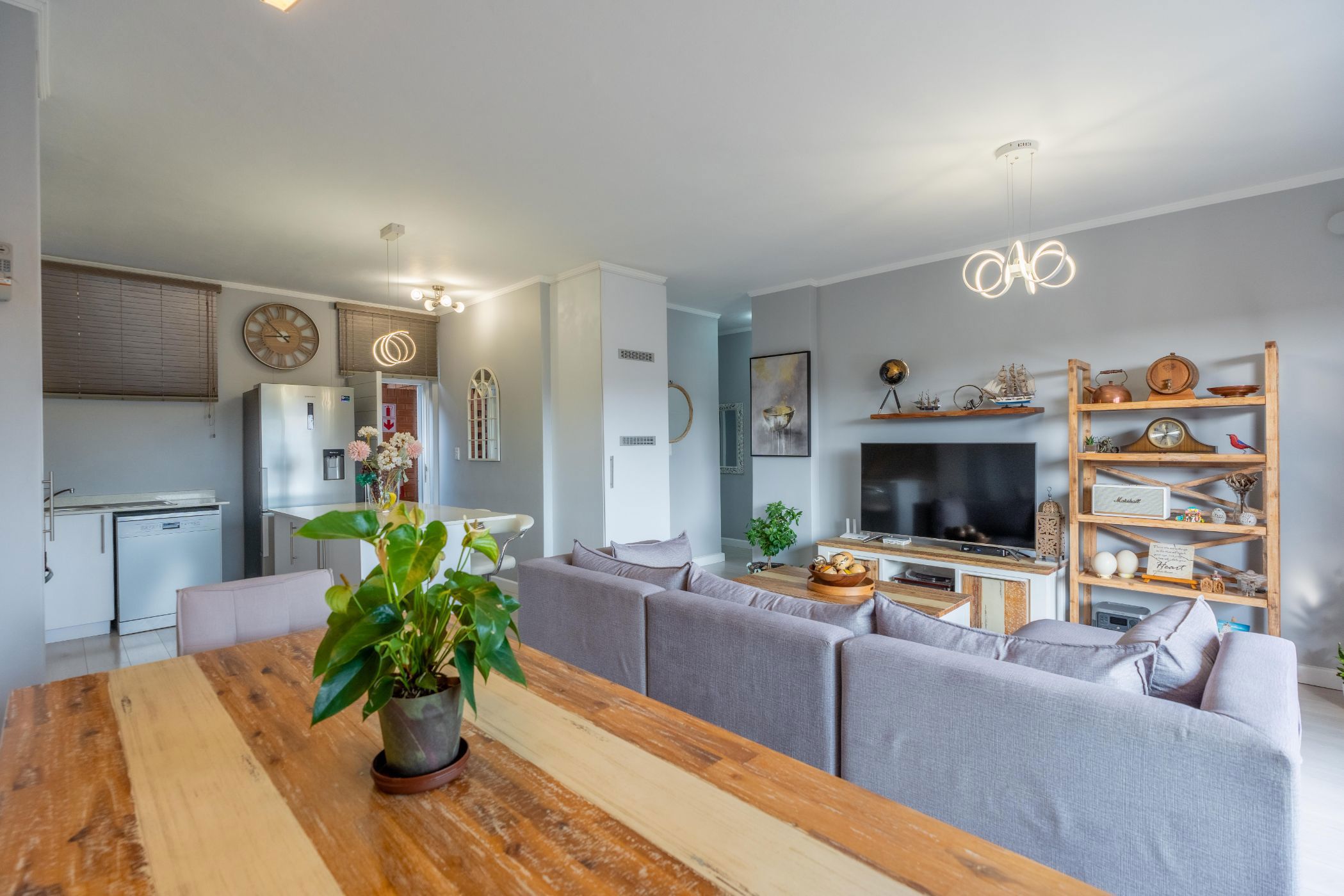 3 bedroom garden apartment for sale in Cotswold Fenns