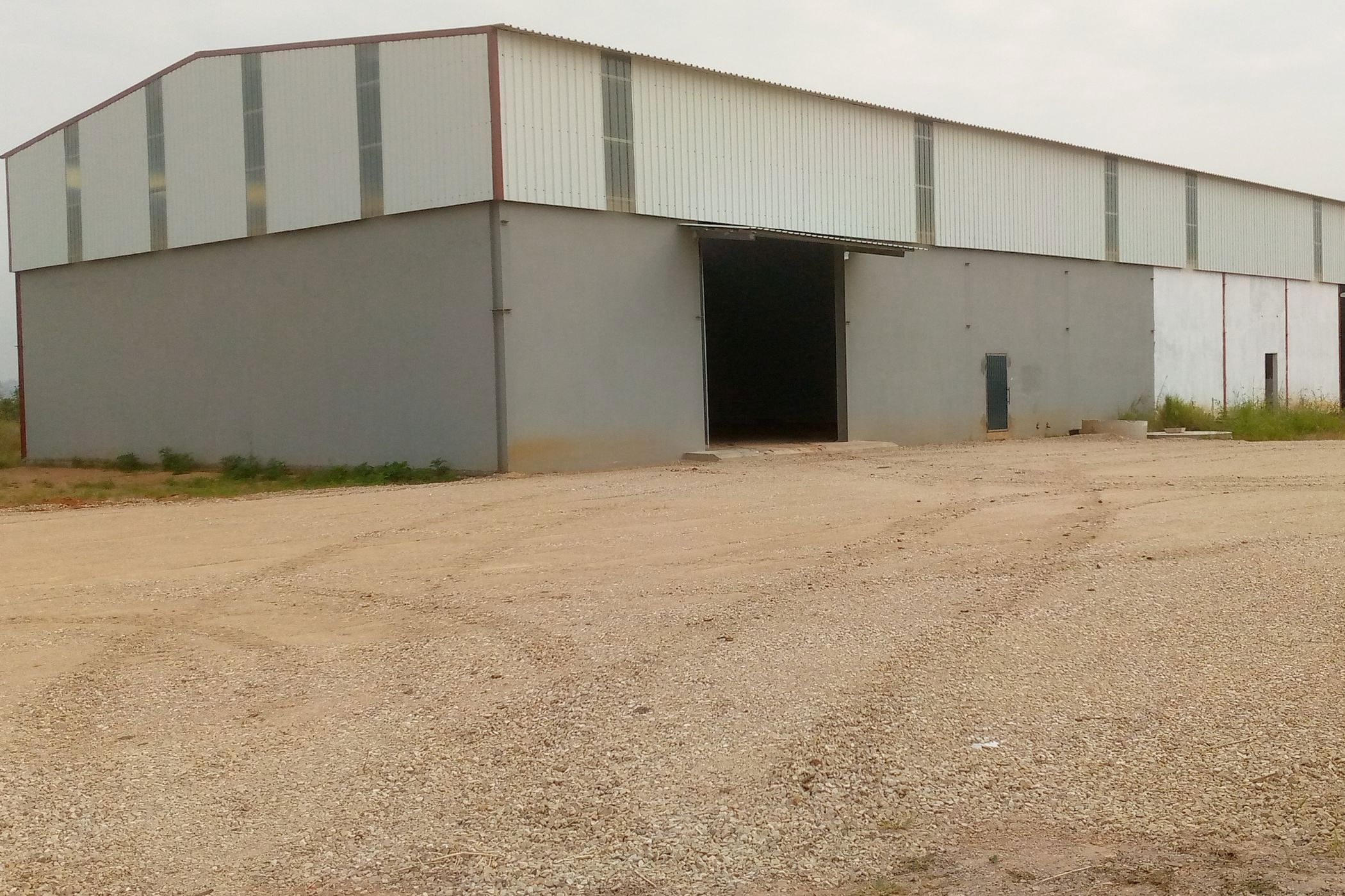 500 m&sup2; commercial building for sale in Maputo  (Mozambique)