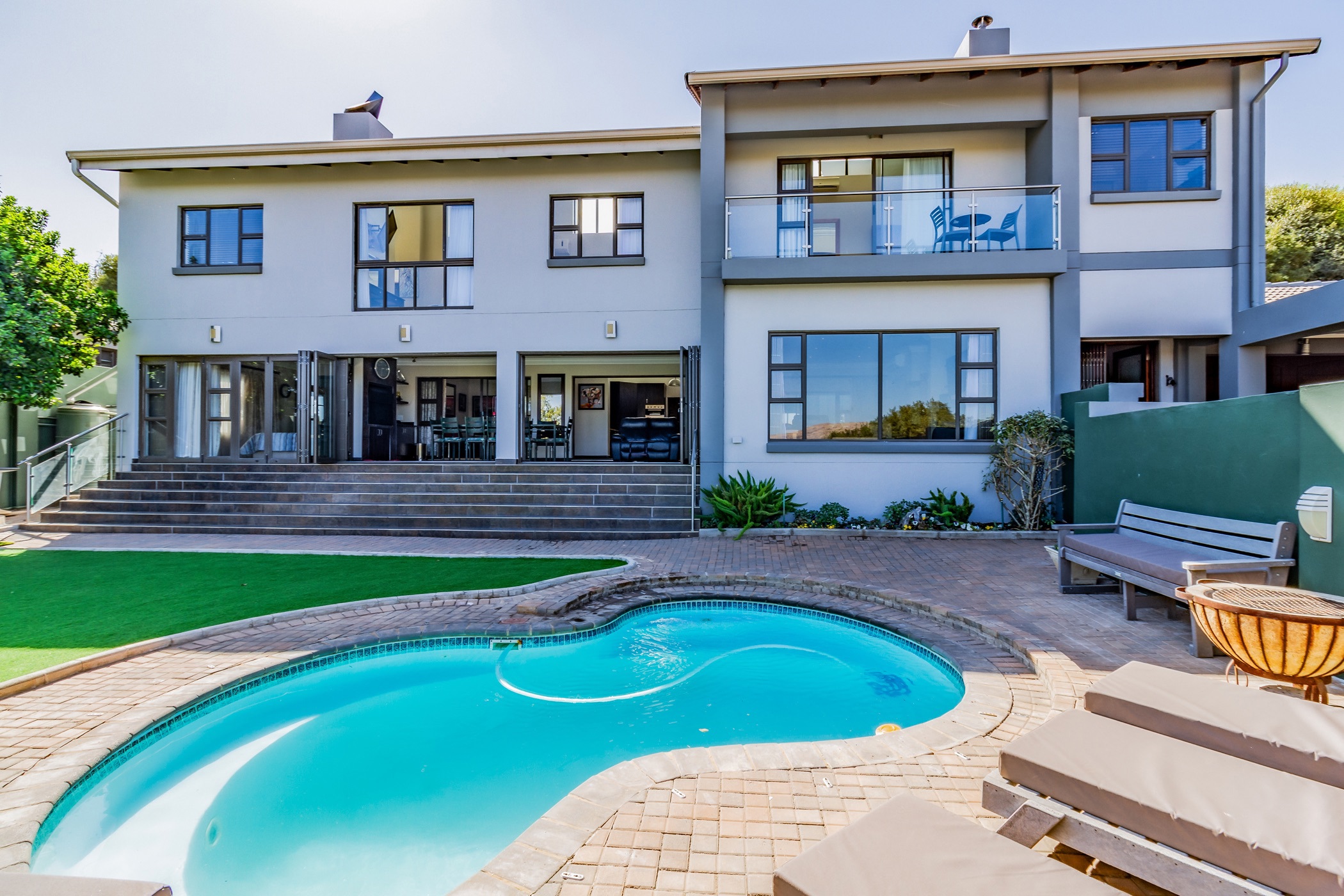 5 bedroom golf estate house for sale in Magalies Golf Estate
