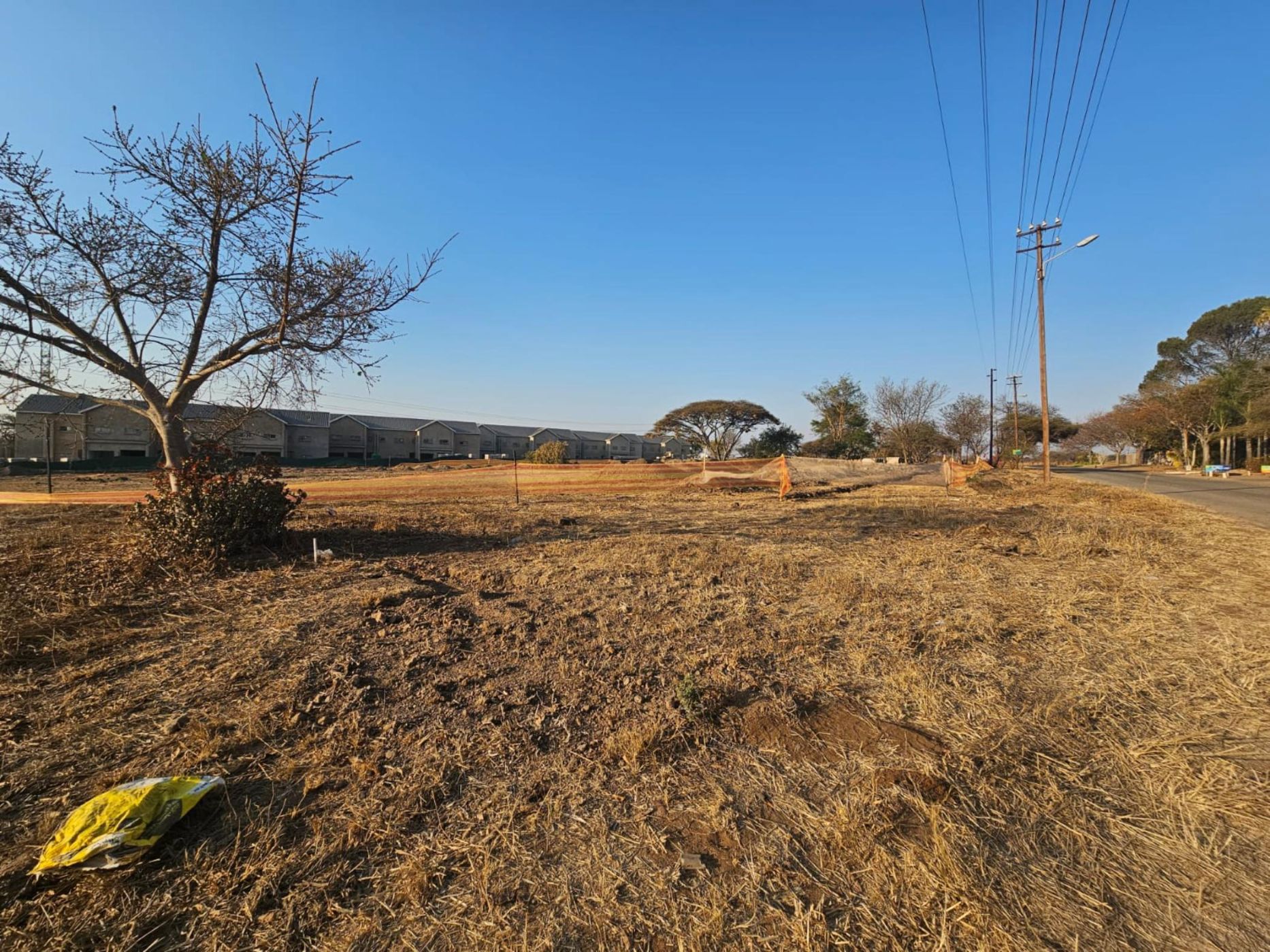 16706 m&sup2; vacant land for sale in Bendor Park