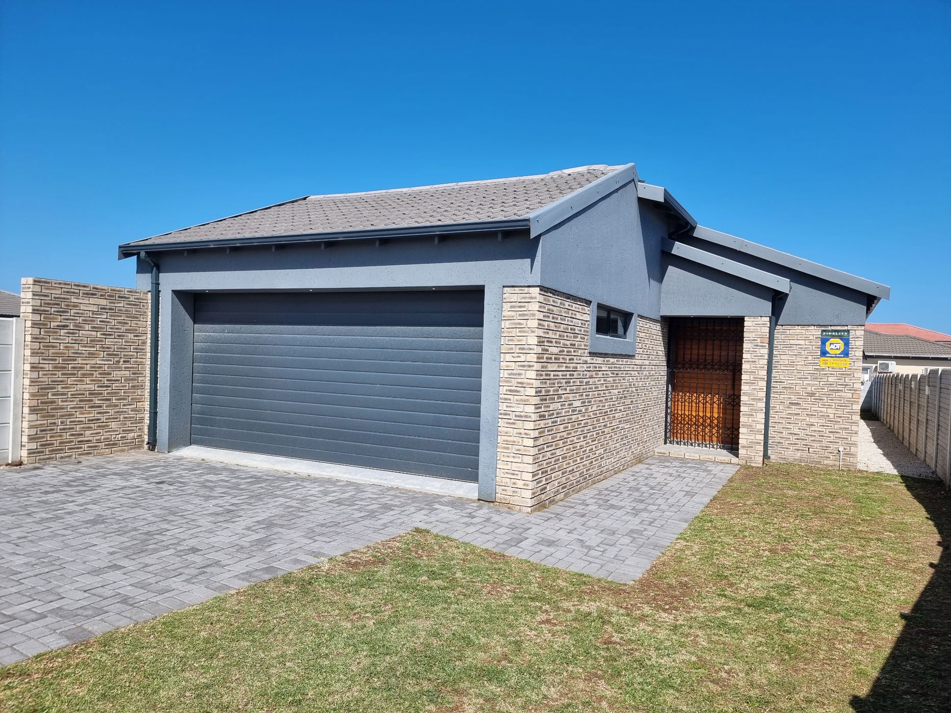 3 bedroom house for sale in Fairview (Port Elizabeth (Gqeberha))