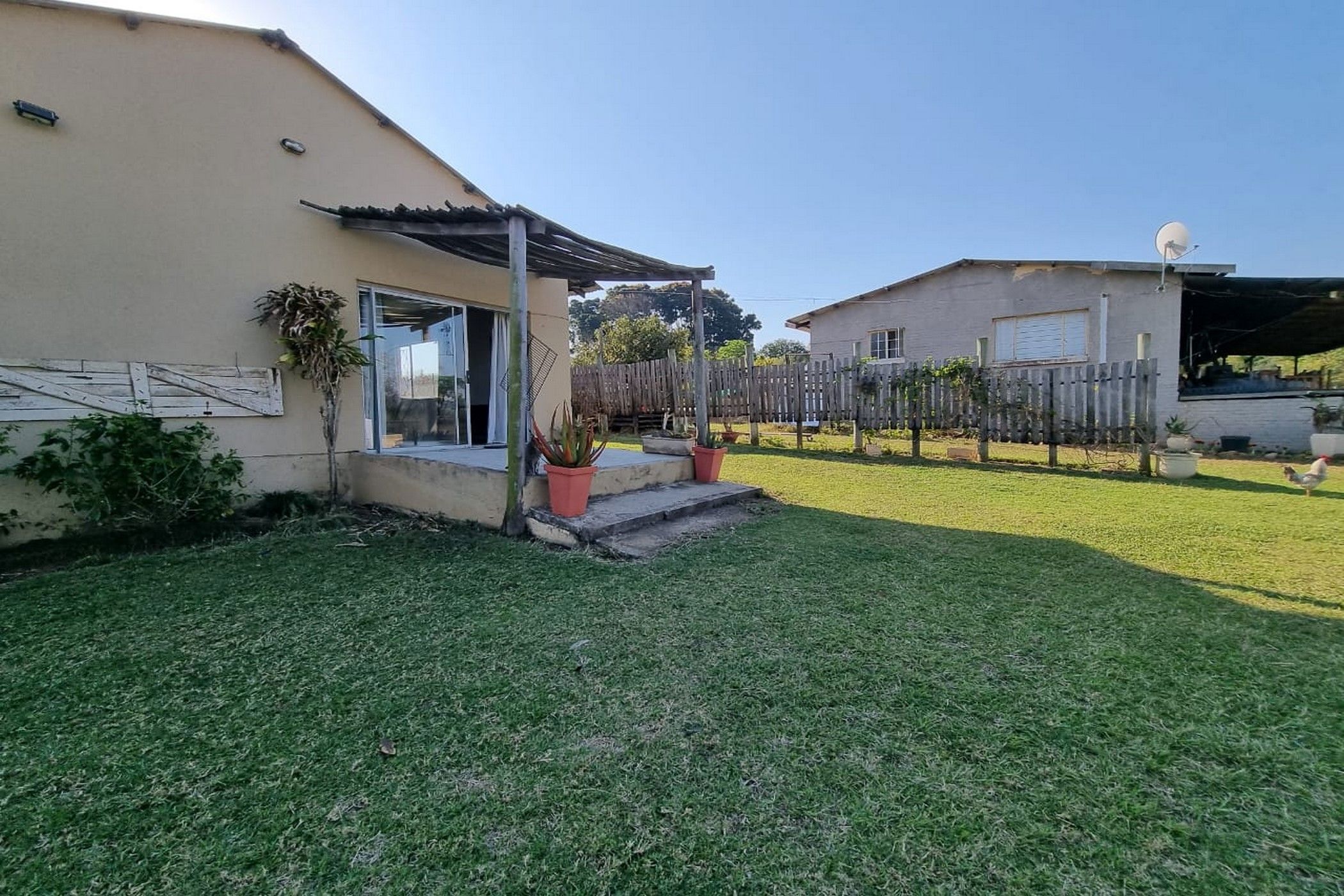 48796 m&sup2; smallholding for sale in White River AH