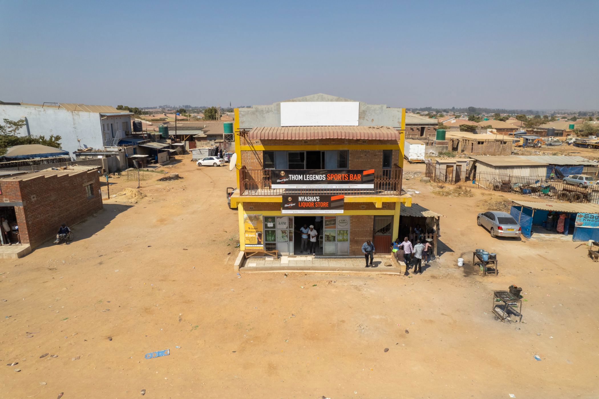 253 m&sup2; commercial building for sale in Damofalls (Zimbabwe)