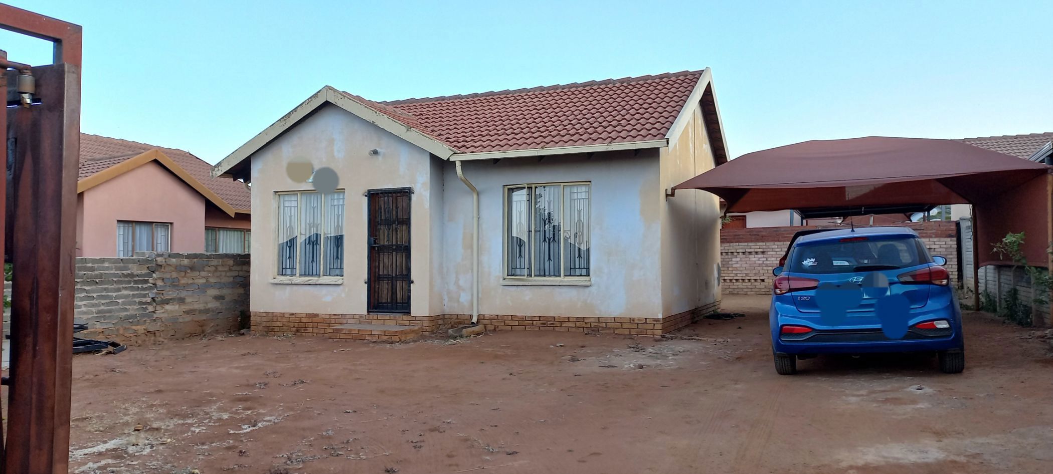 2 bedroom house for sale in Tlhabane West
