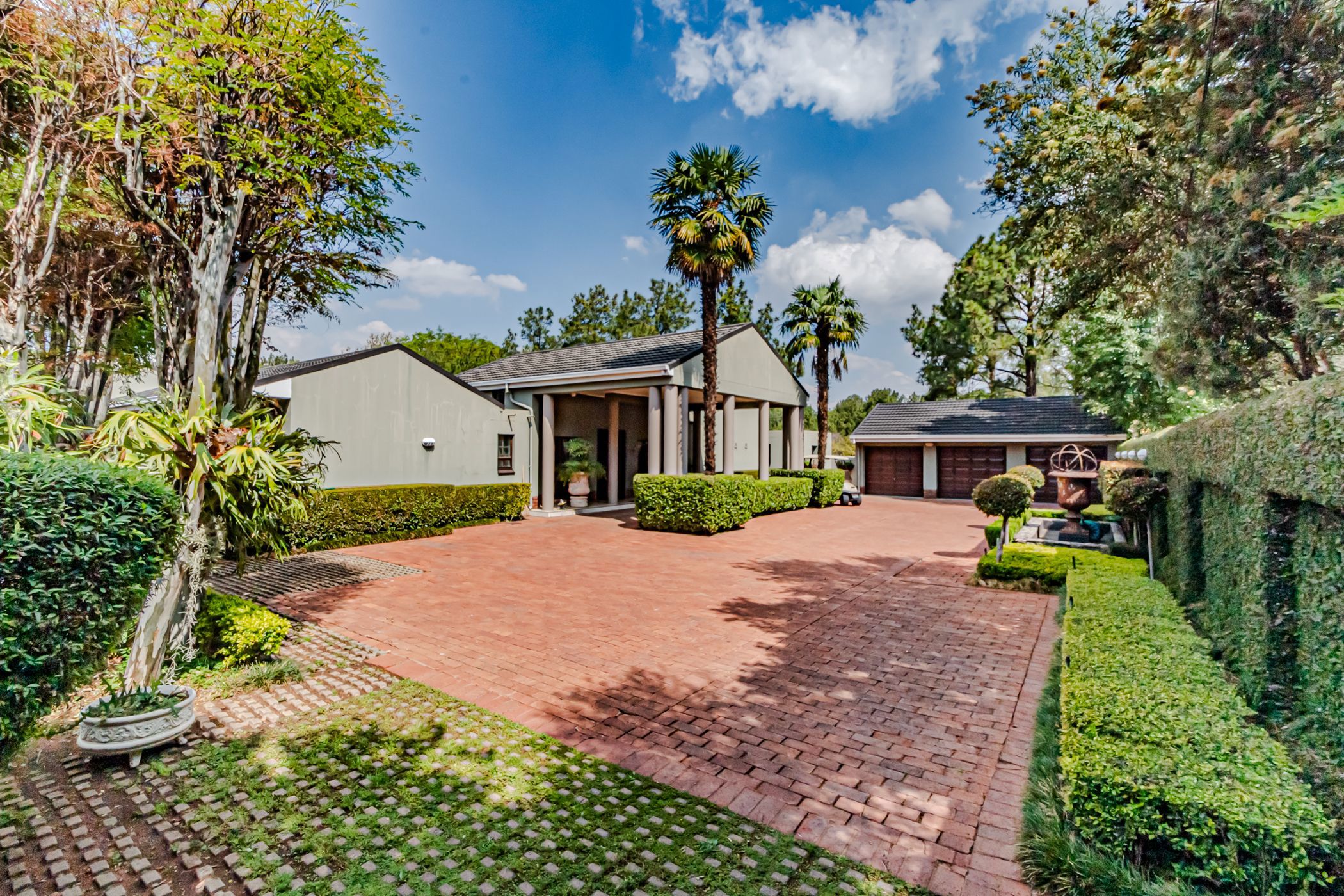 4 bedroom house for sale in Waterkloof