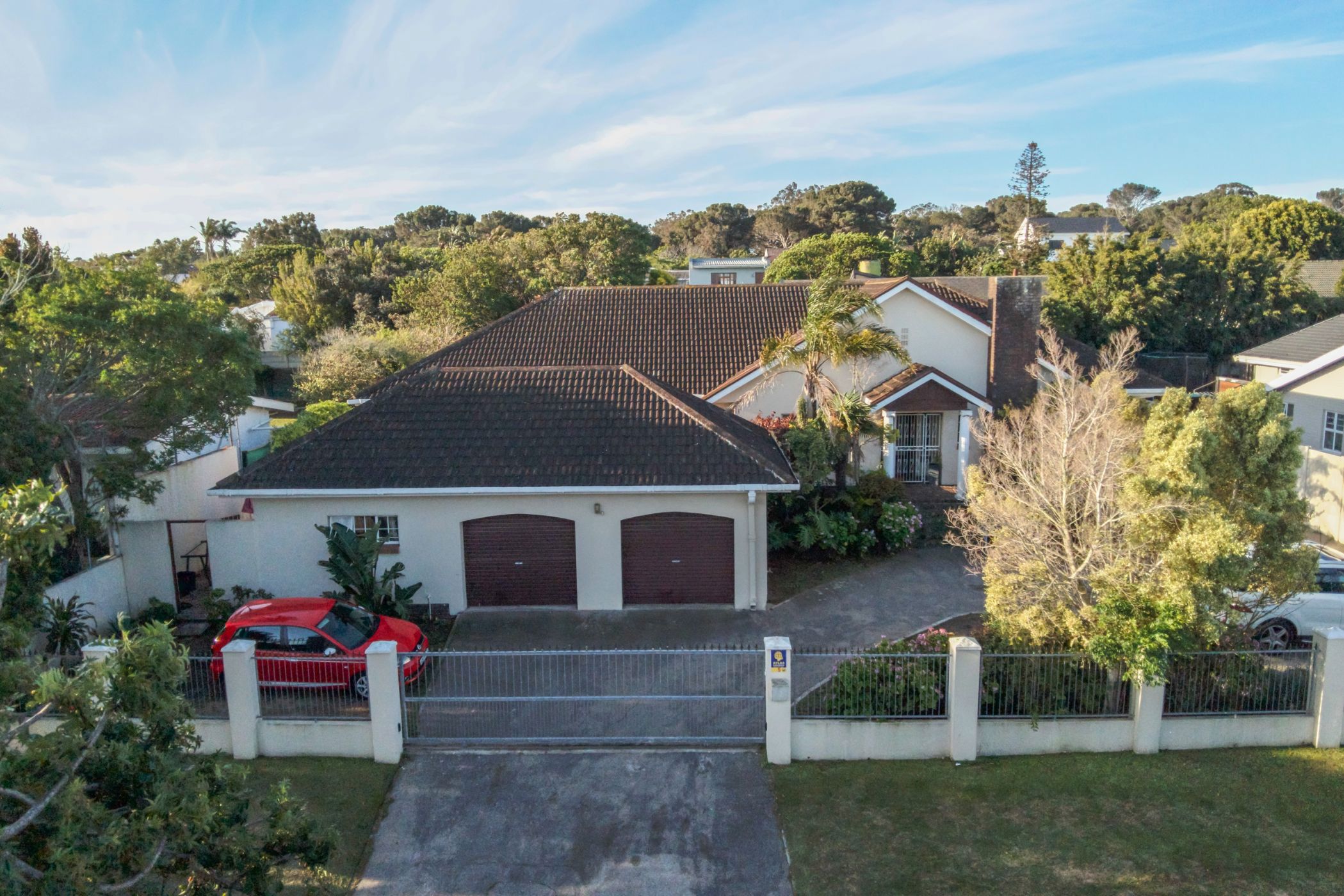 4 bedroom house for sale in Linkside