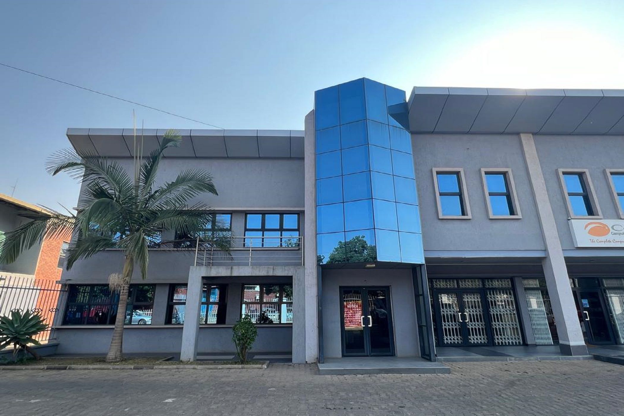 120 m&sup2; commercial office to rent in Rhodespark (Zambia)