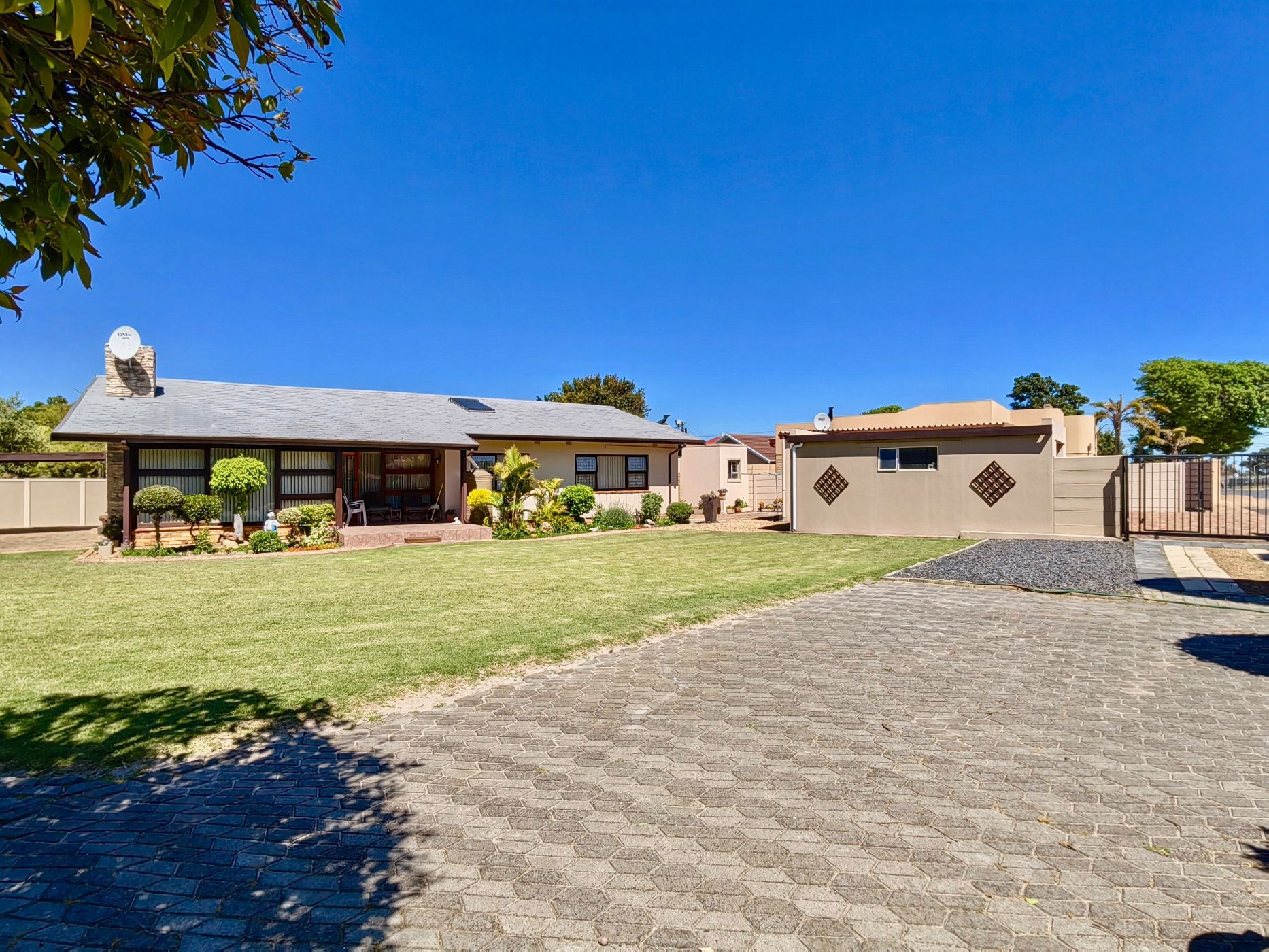 3 bedroom house for sale in Monte Vista