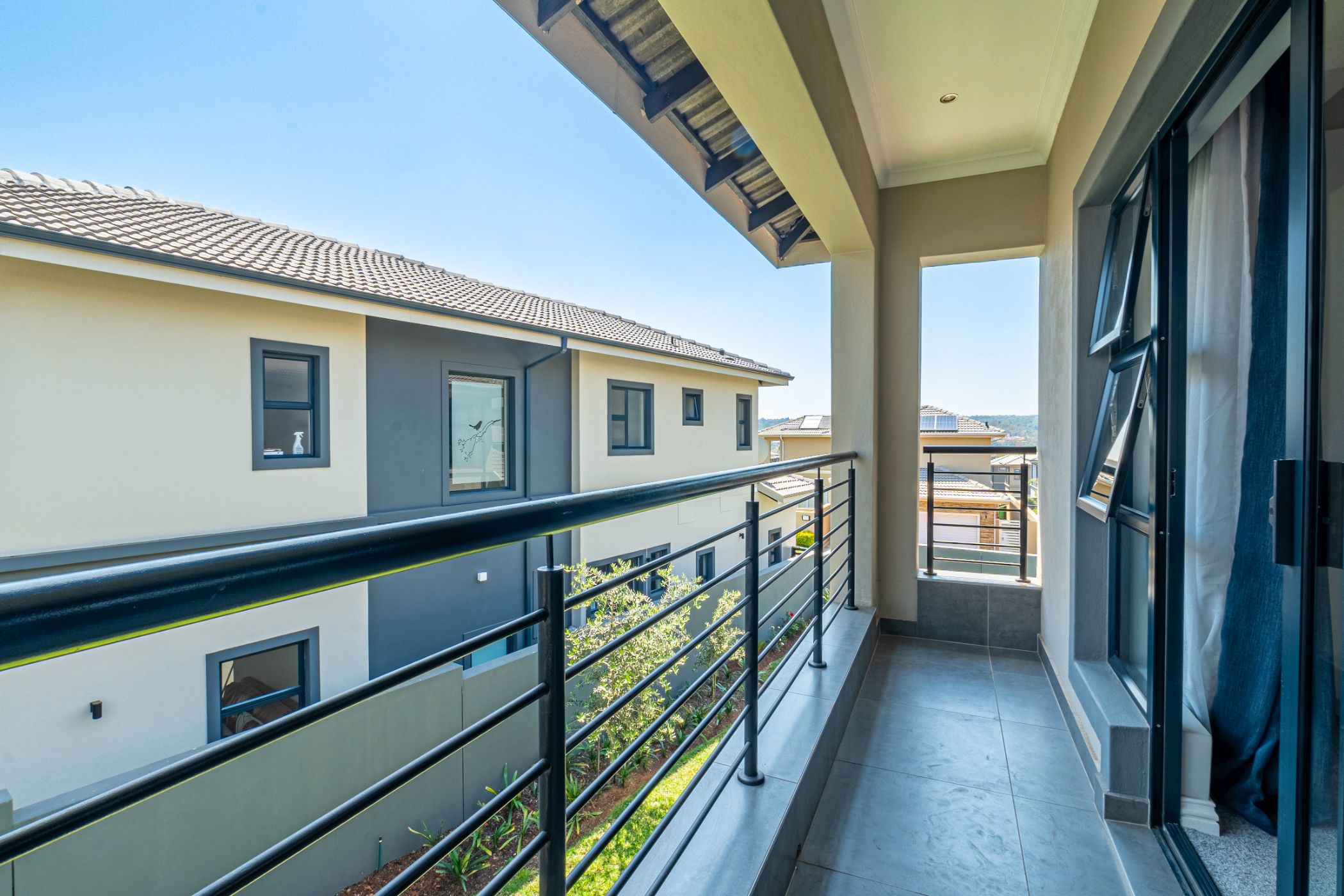 https://listing.pamgolding.co.za/images/properties/202410/2156788/H/2156788_H_33.jpg