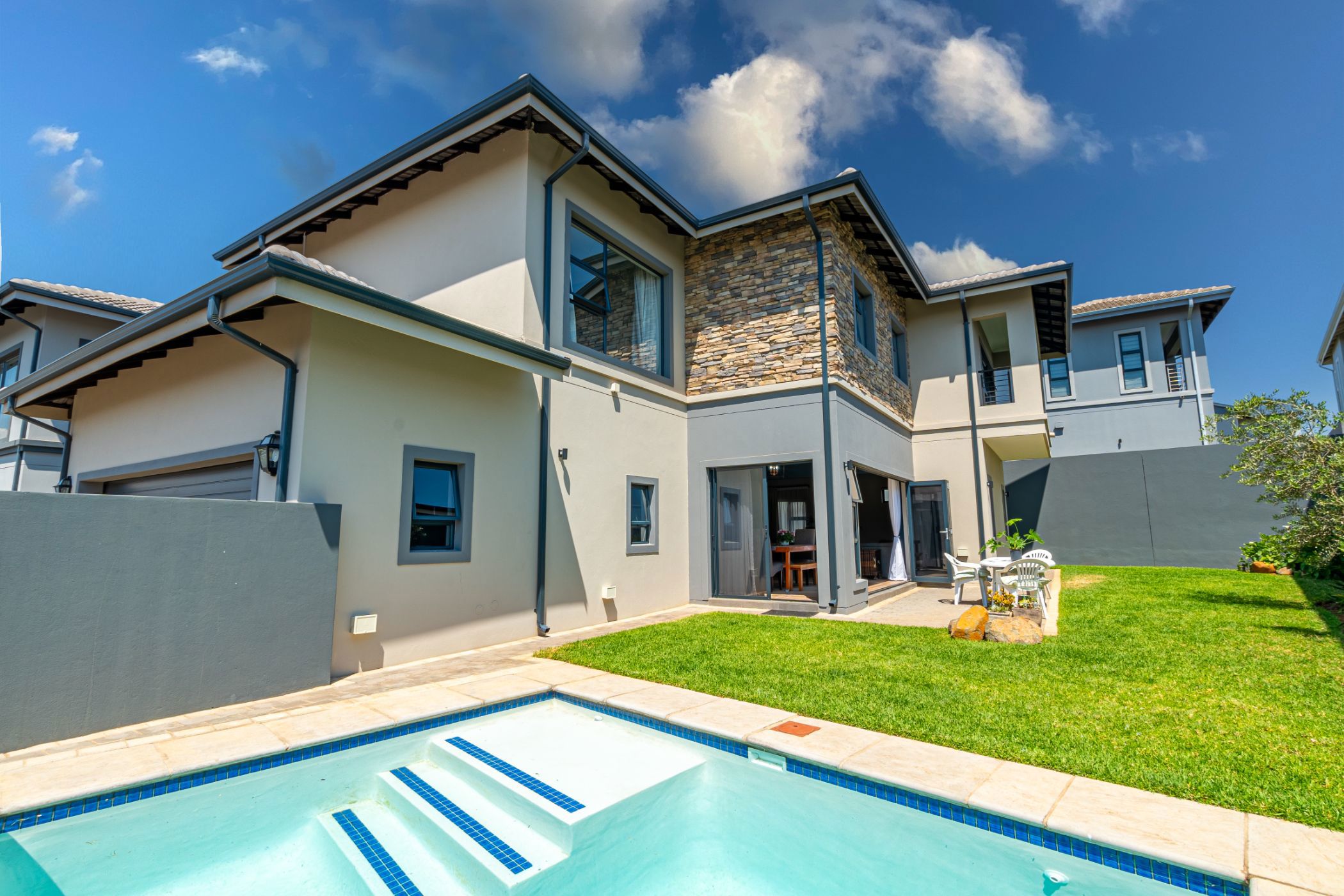 4 bedroom double-storey house for sale in Olivedale