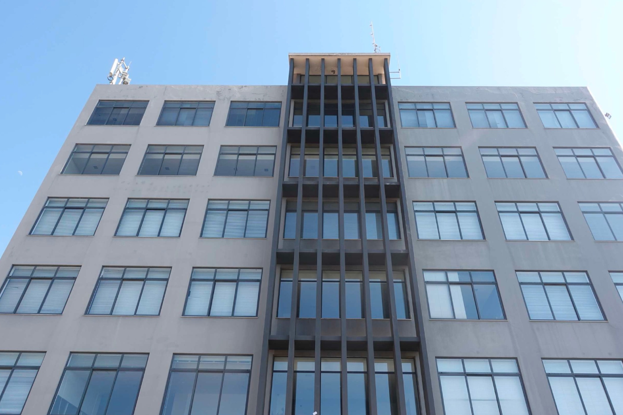 1284 m&sup2; commercial office for sale in Maputo  (Mozambique)
