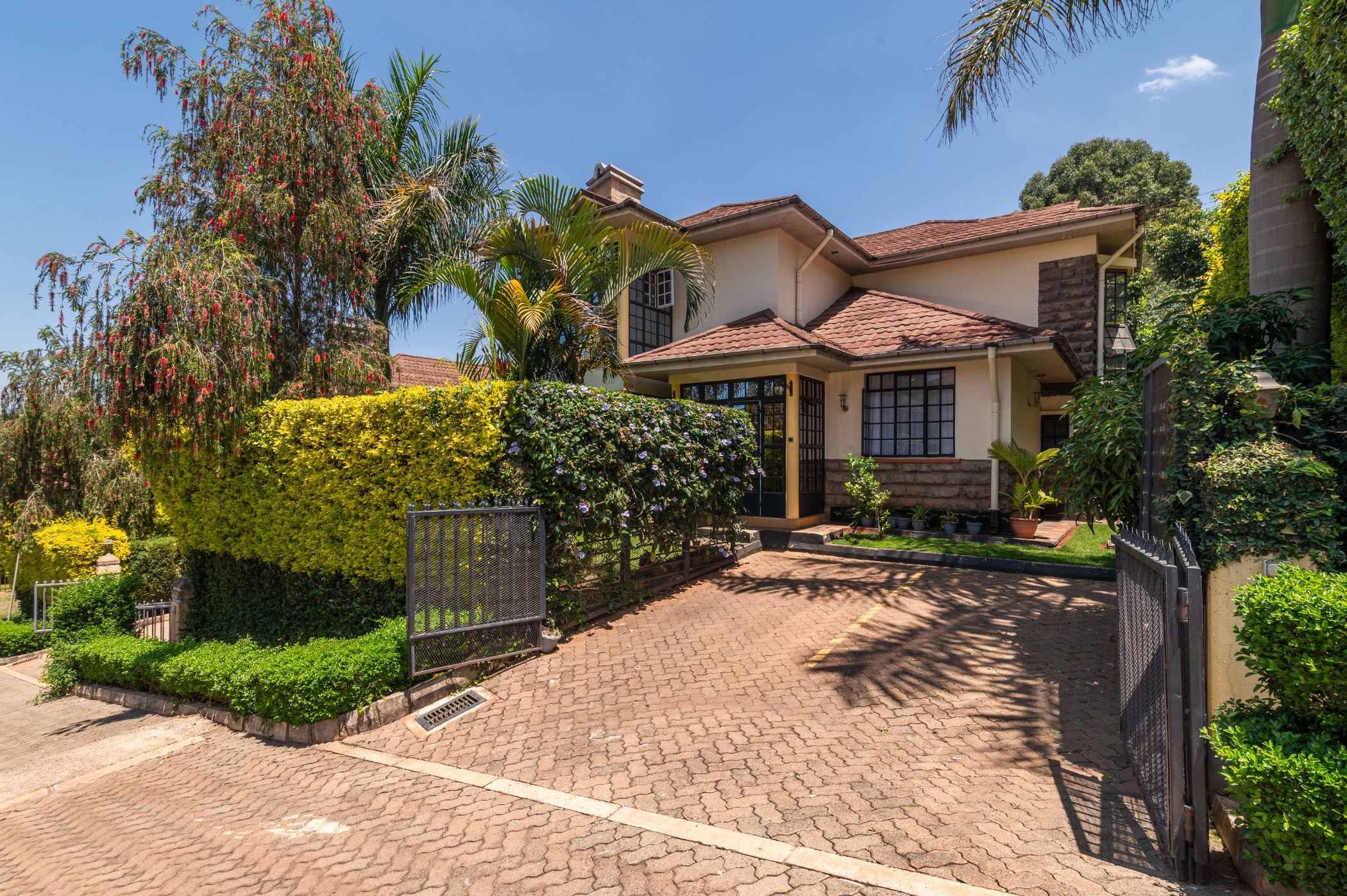 4 bedroom townhouse for sale in Loresho (Kenya)