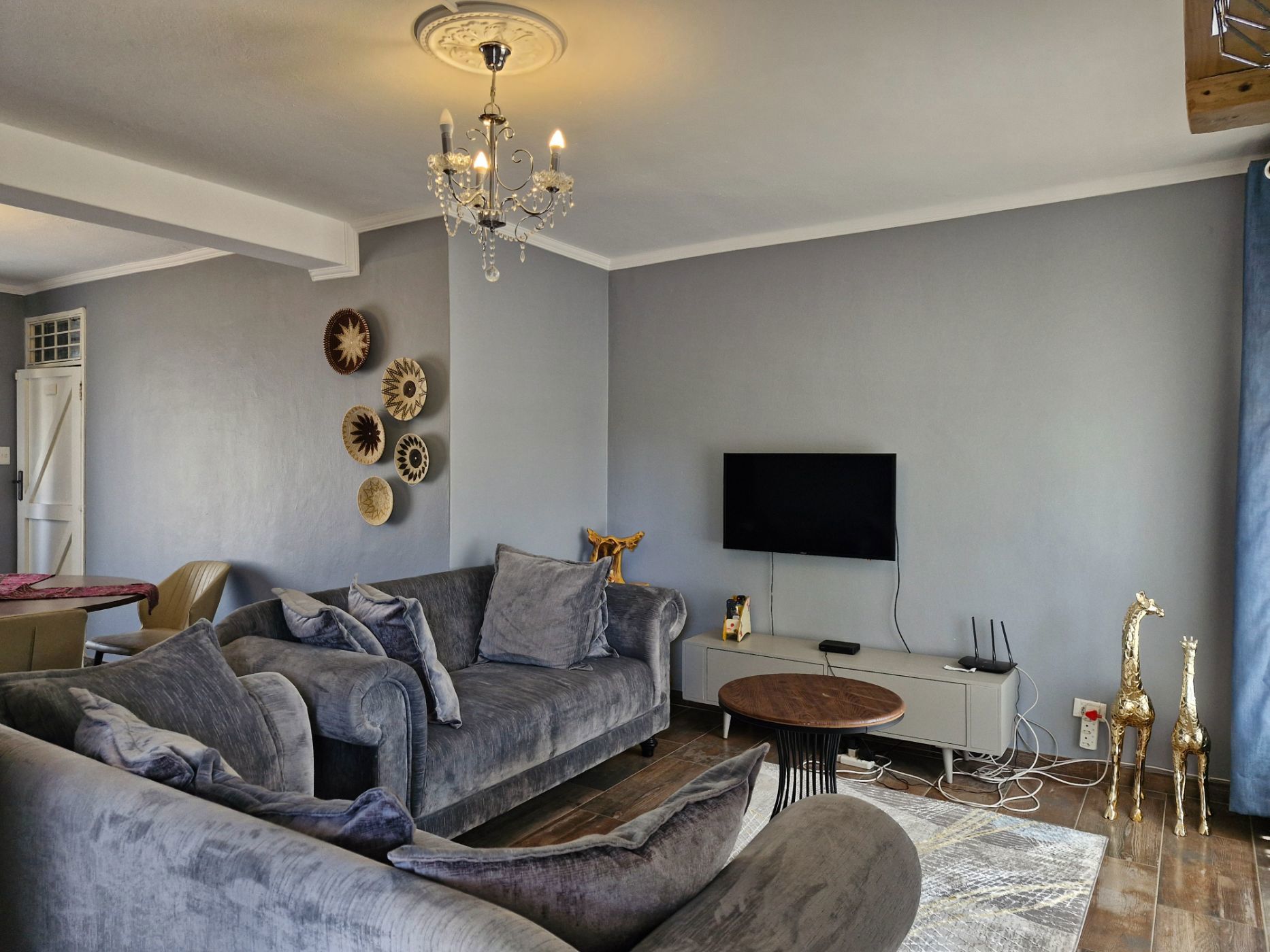 2 bedroom apartment to rent in Village (Botswana)