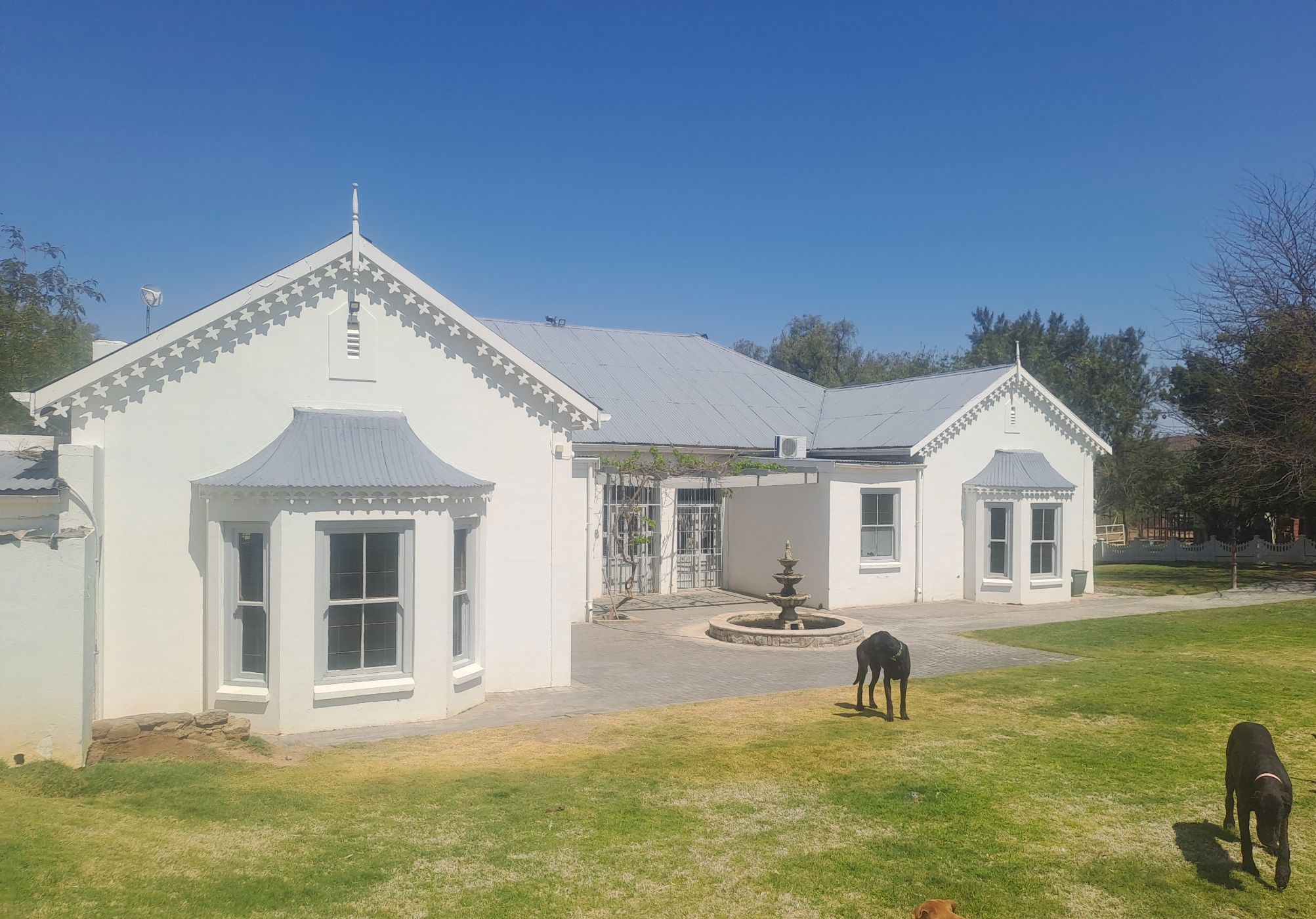 5 bedroom house for sale in Graaff-Reinet