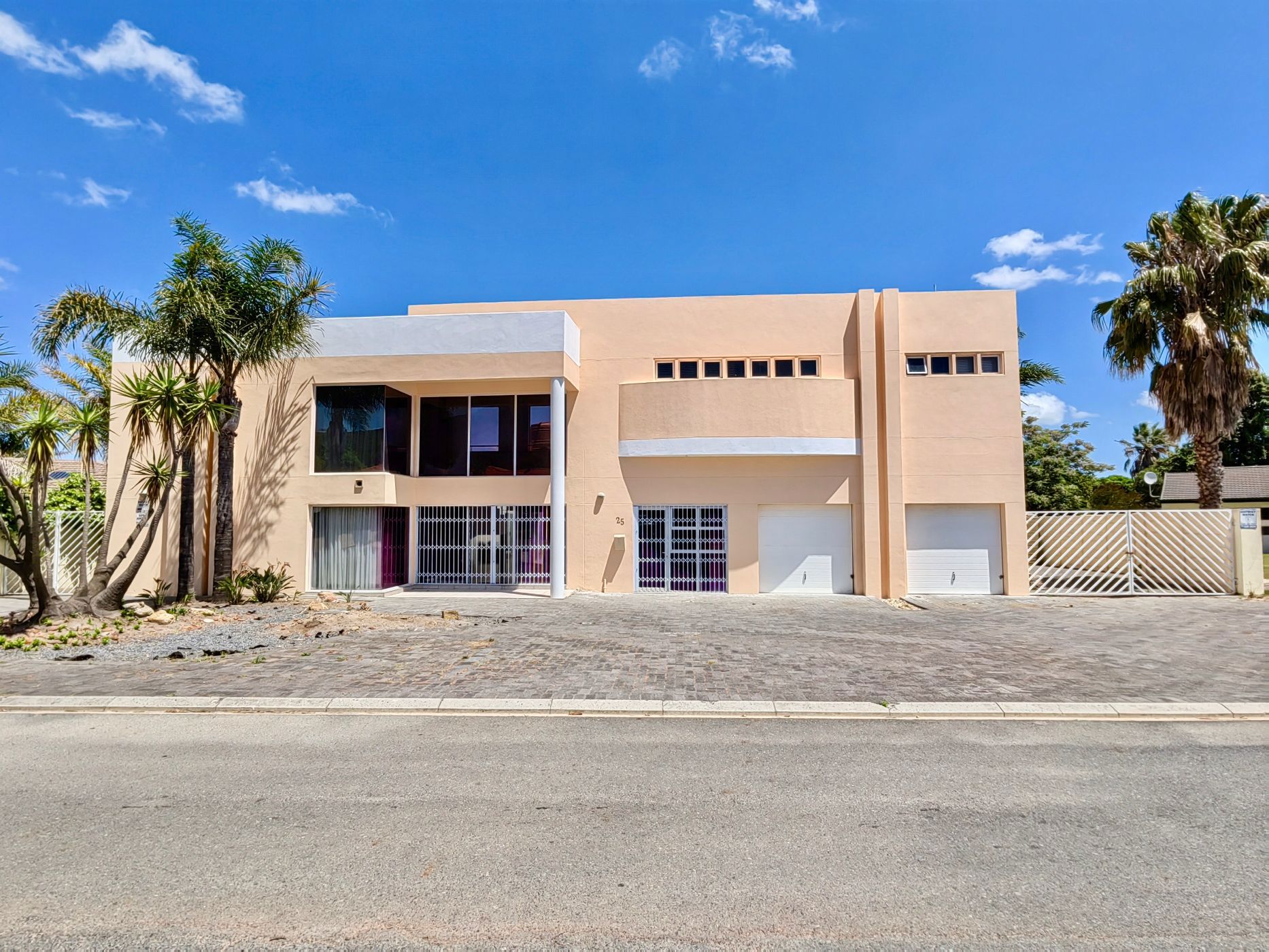 6 bedroom house for sale in Welgelegen (Parow)