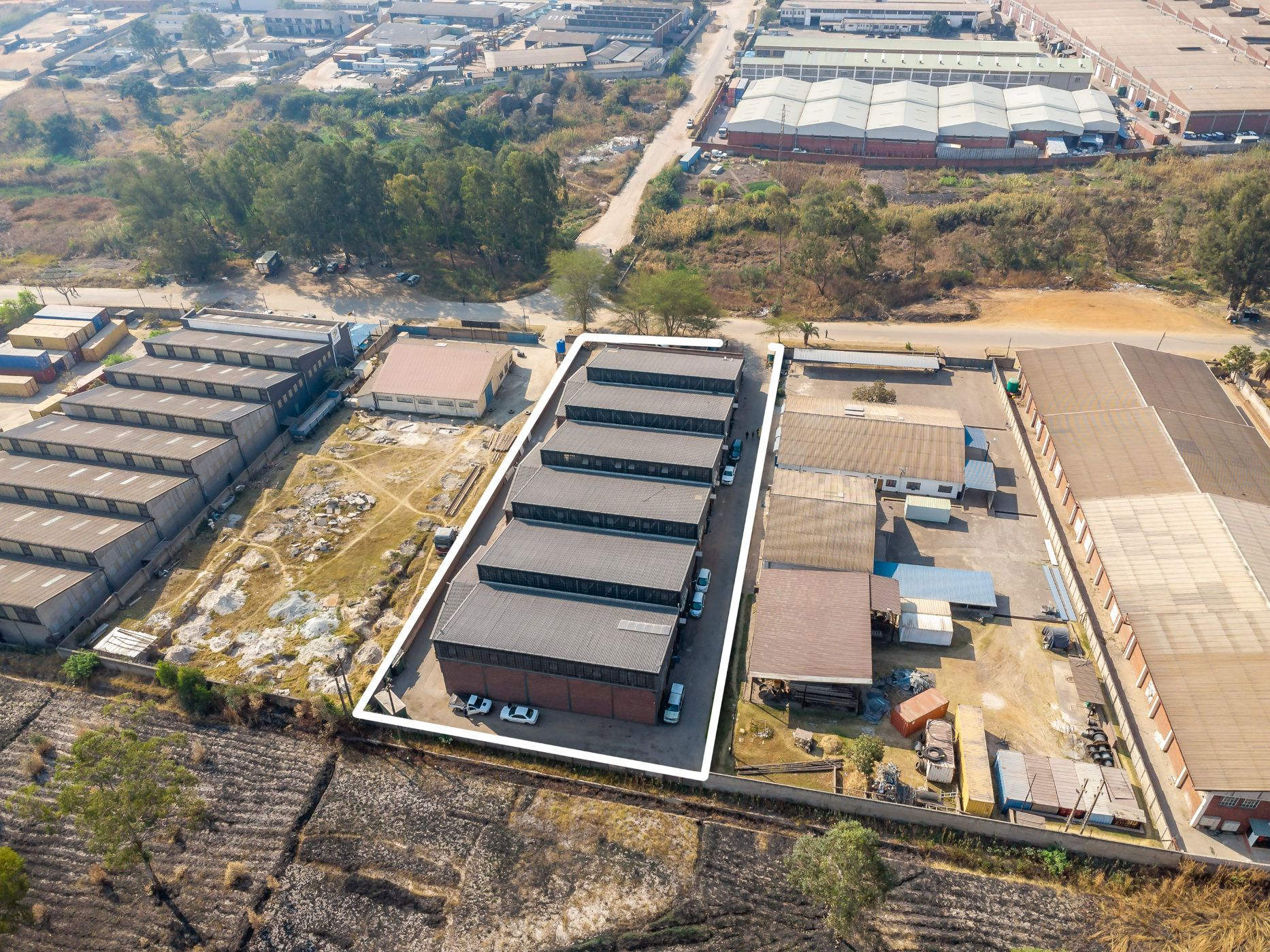 3859 m&sup2; commercial industrial property for sale in Msasa (Zimbabwe)