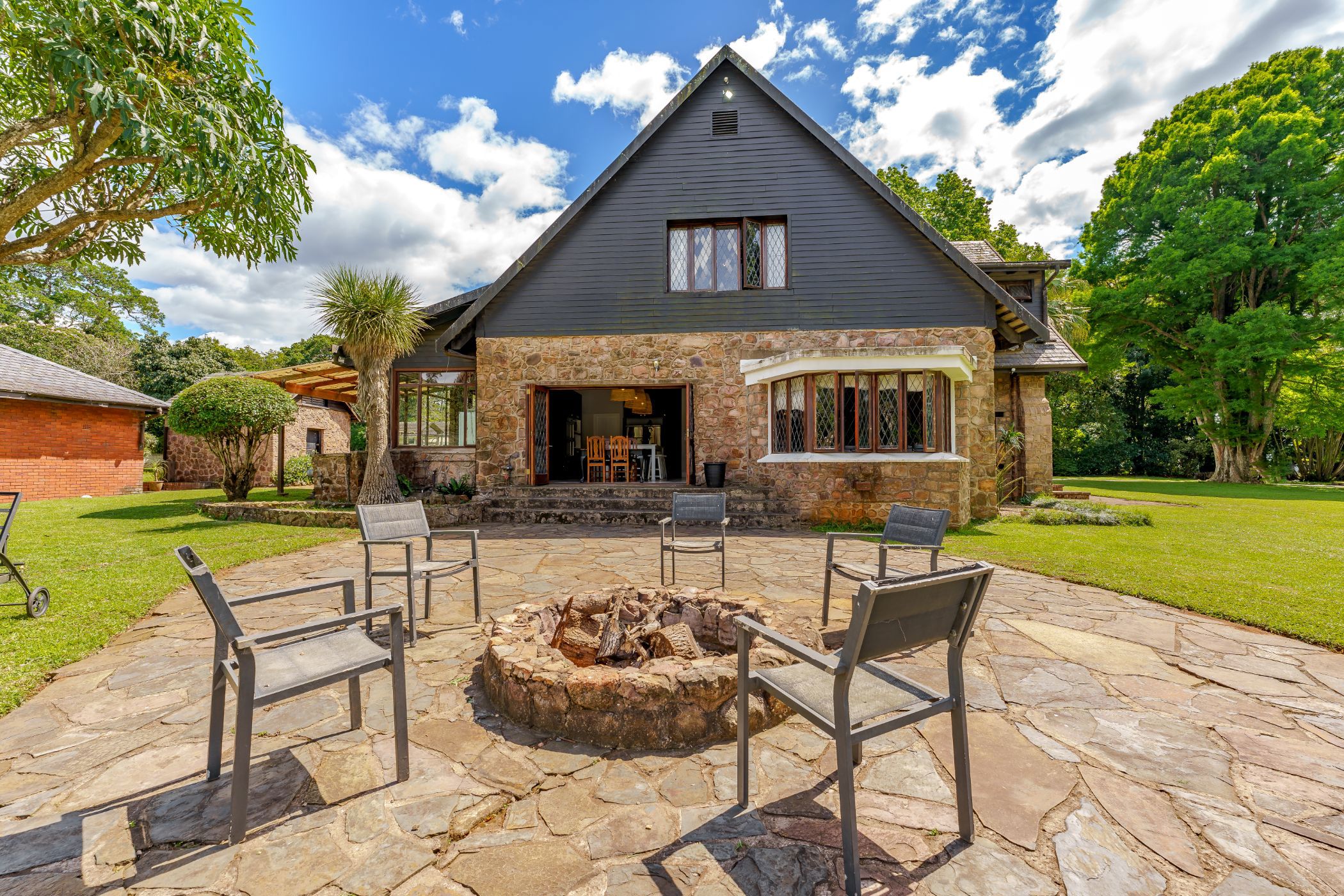 5 bedroom double-storey house for sale in Kloof