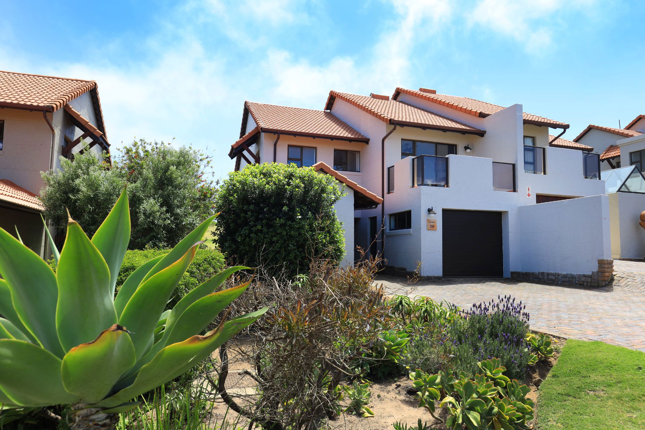 2 bedroom house to rent in Mossel Bay Golf Estate